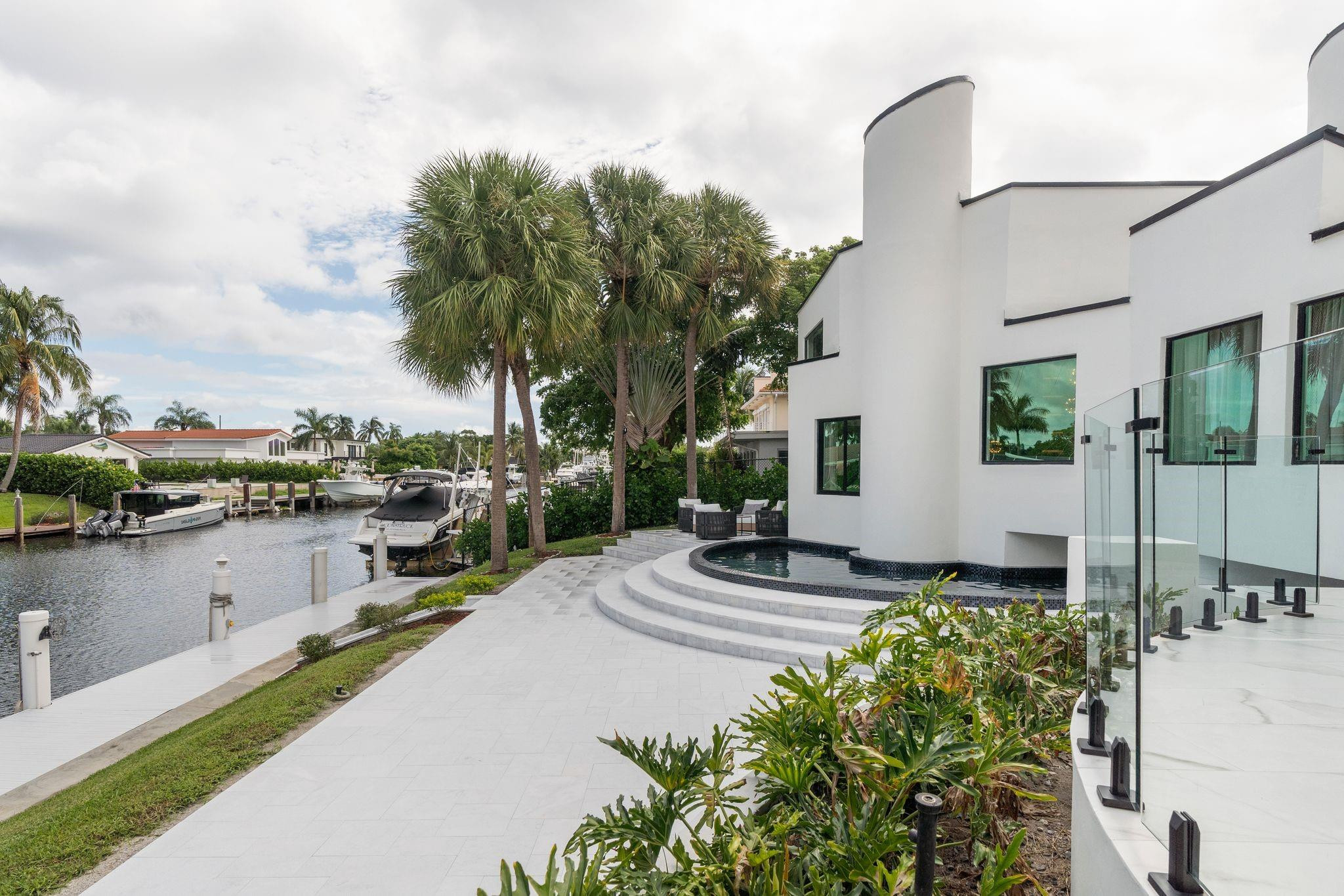 2651 NE 22nd, Pompano Beach FL 33062