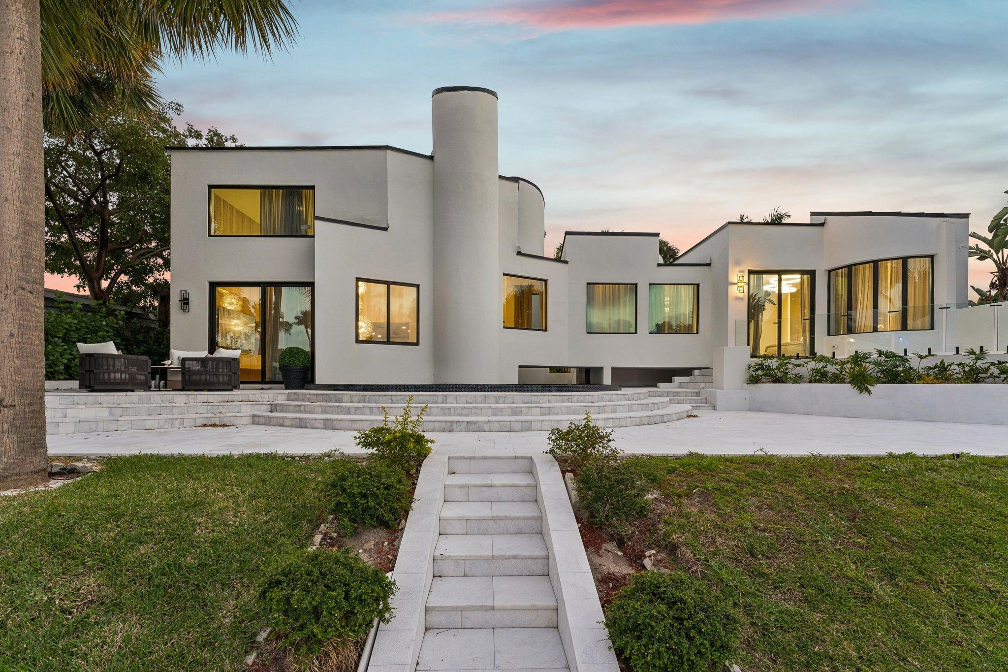 2651 NE 22nd, Pompano Beach FL 33062
