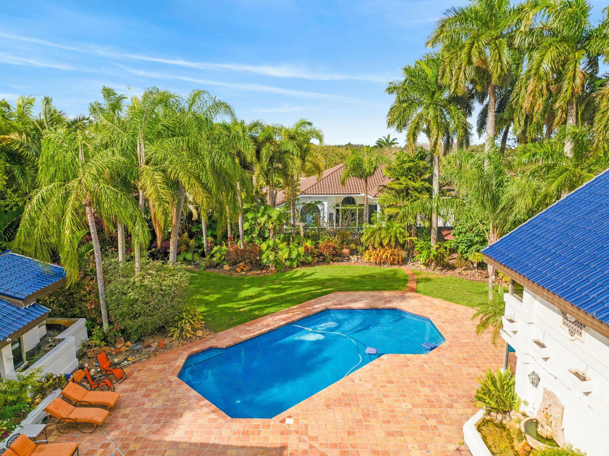 5720 SW 33rd, Hollywood FL 33312
