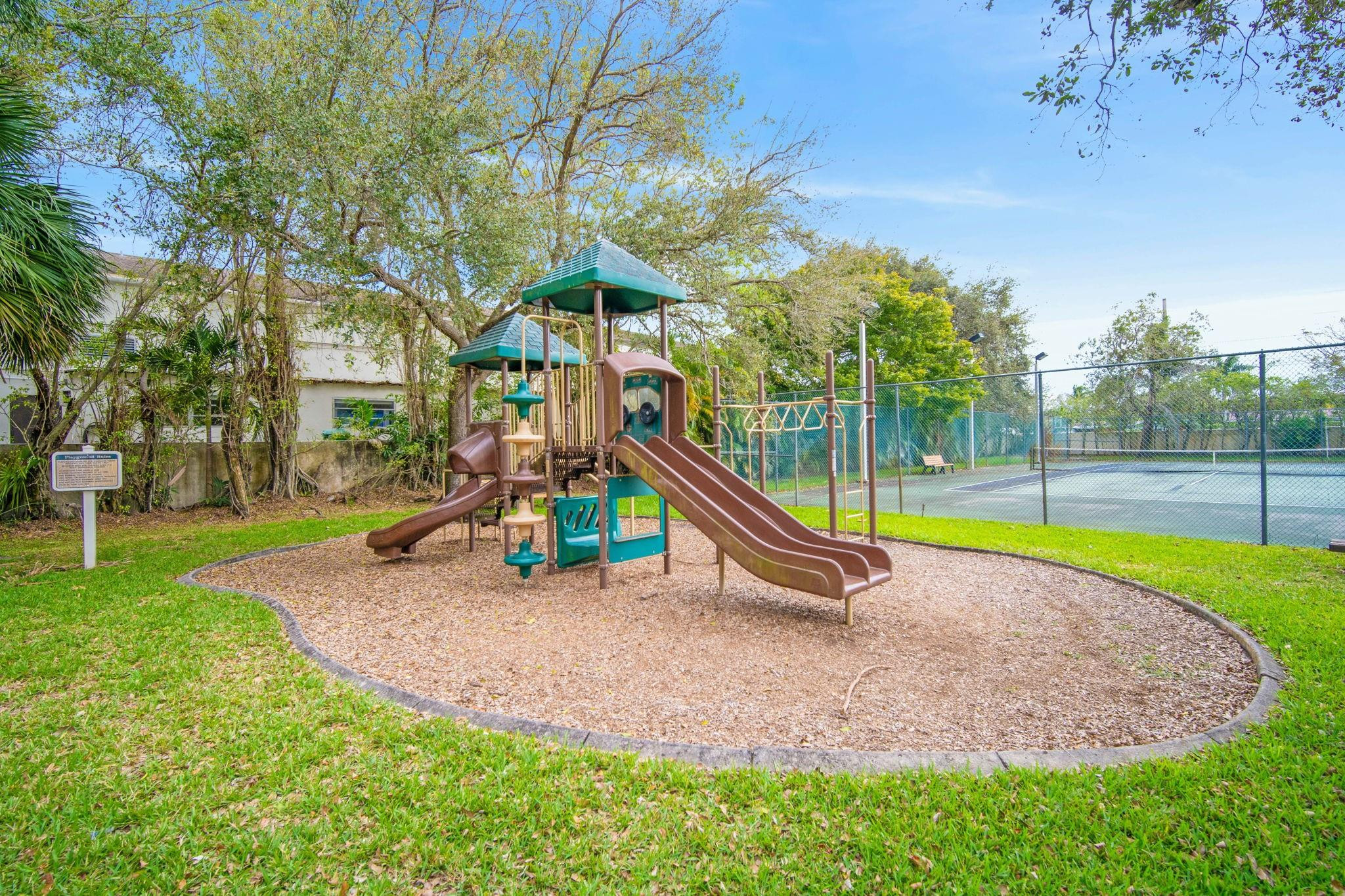 5720 SW 33rd, Hollywood FL 33312