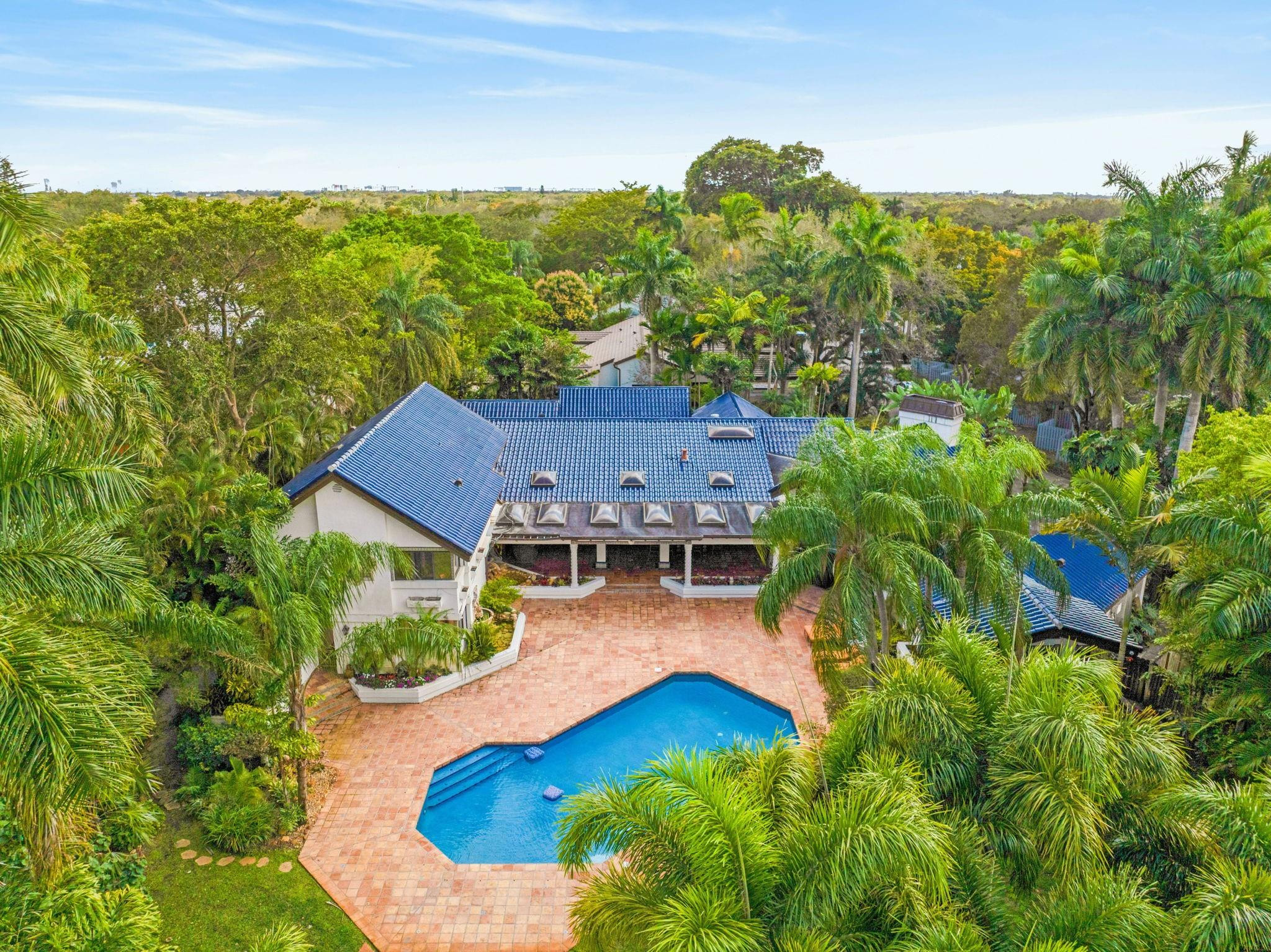 5720 SW 33rd, Hollywood FL 33312