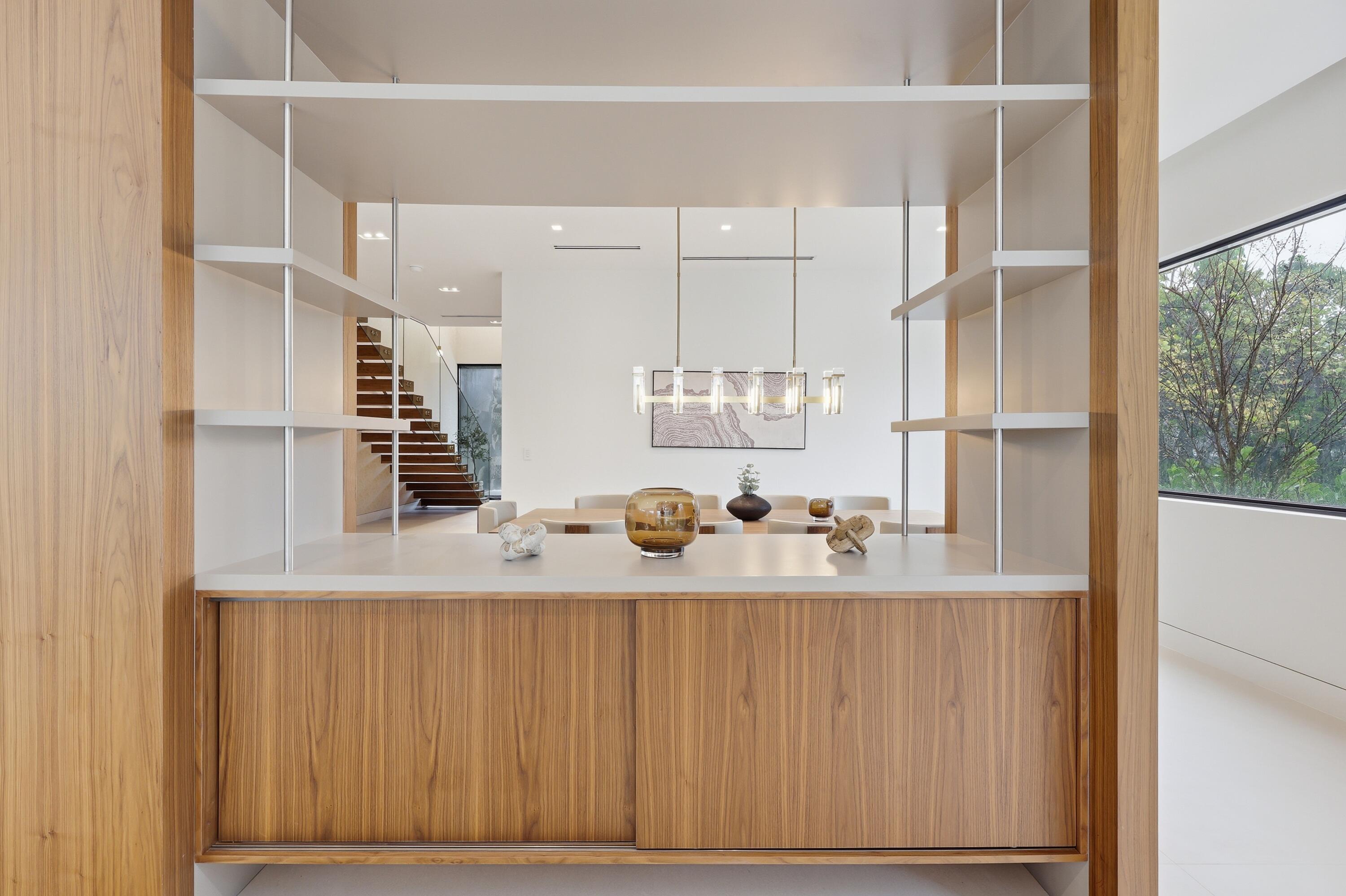 930 S Shore, Miami Beach FL 33141