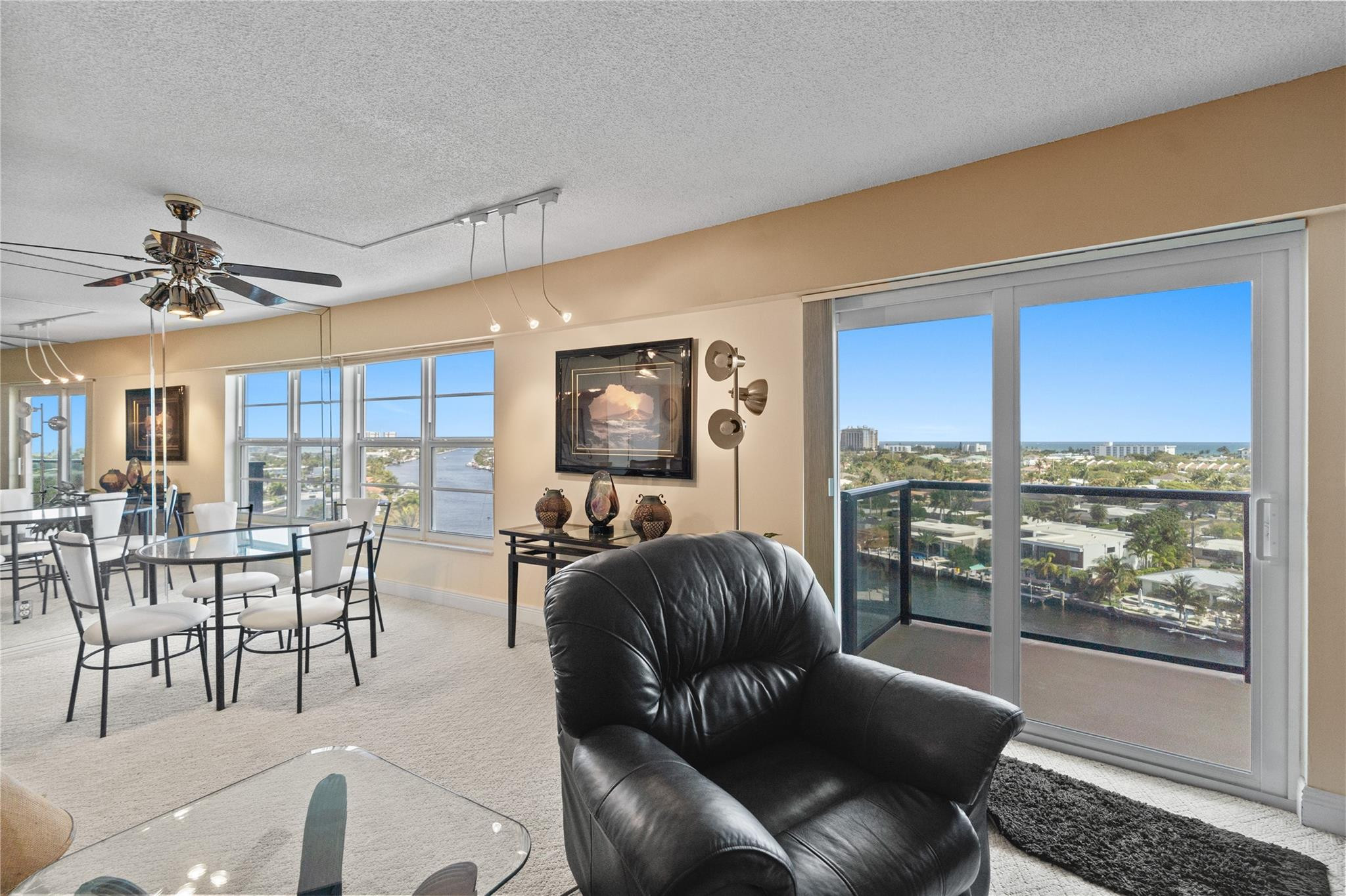 5100 Dupont #10c, Fort Lauderdale FL 33308
