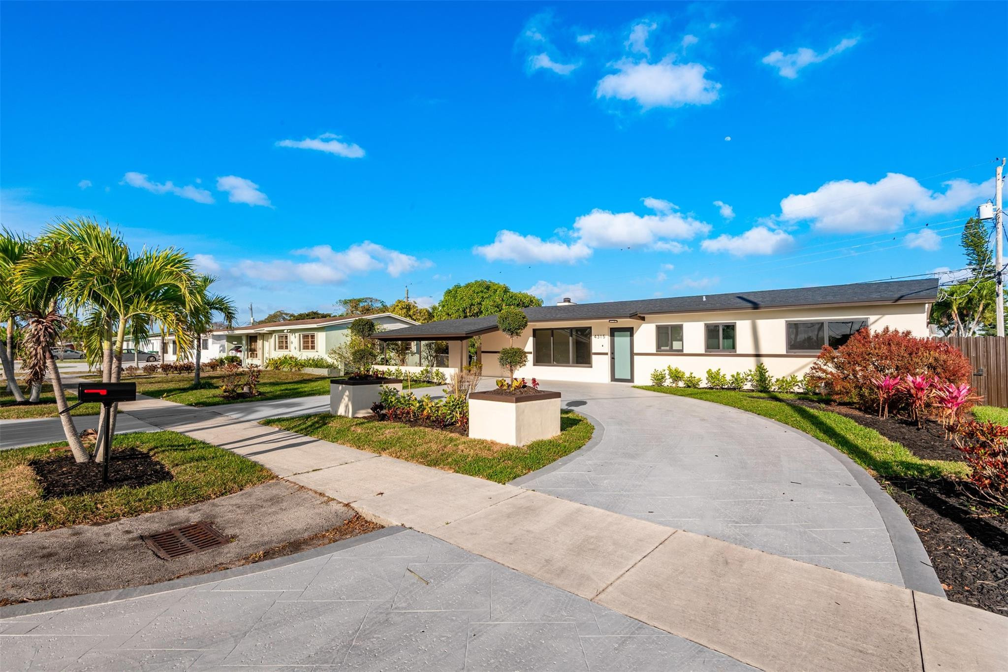 4315 SW 102nd, Miami FL 33165
