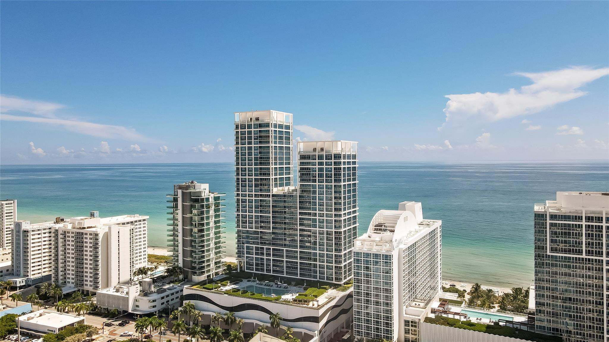 6899 Collins #1203, Miami Beach FL 33141