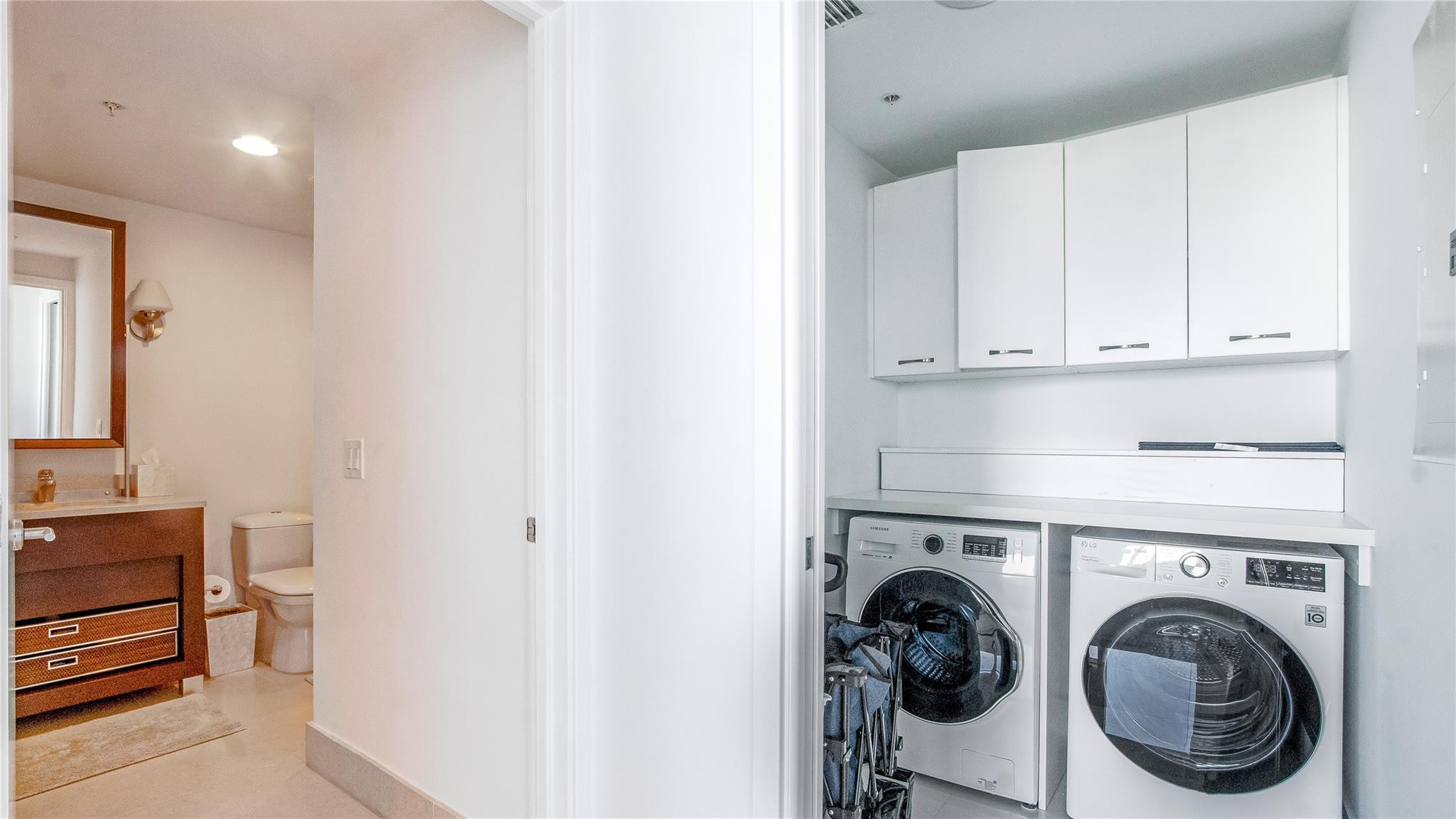 6899 Collins #1203, Miami Beach FL 33141