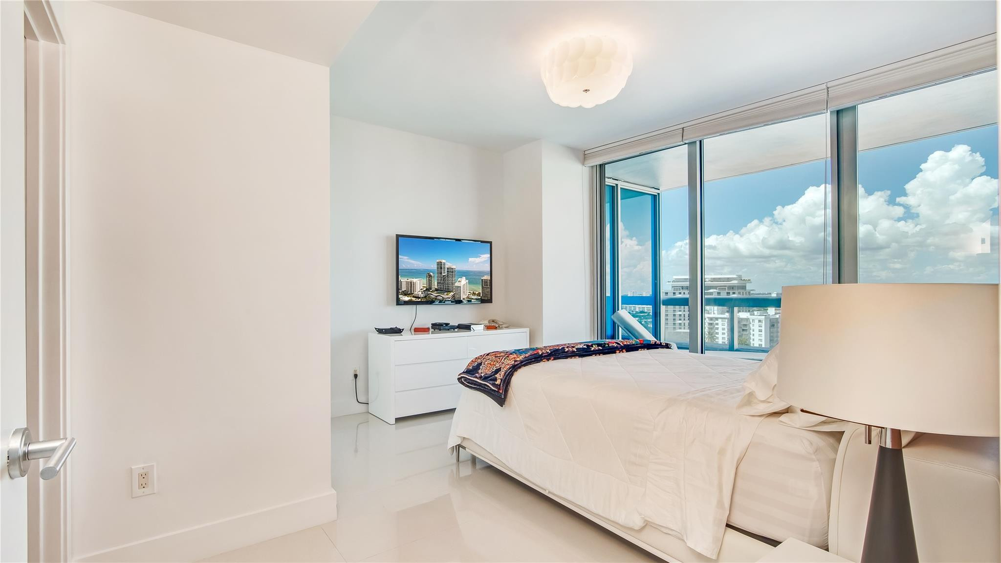 6899 Collins #1203, Miami Beach FL 33141