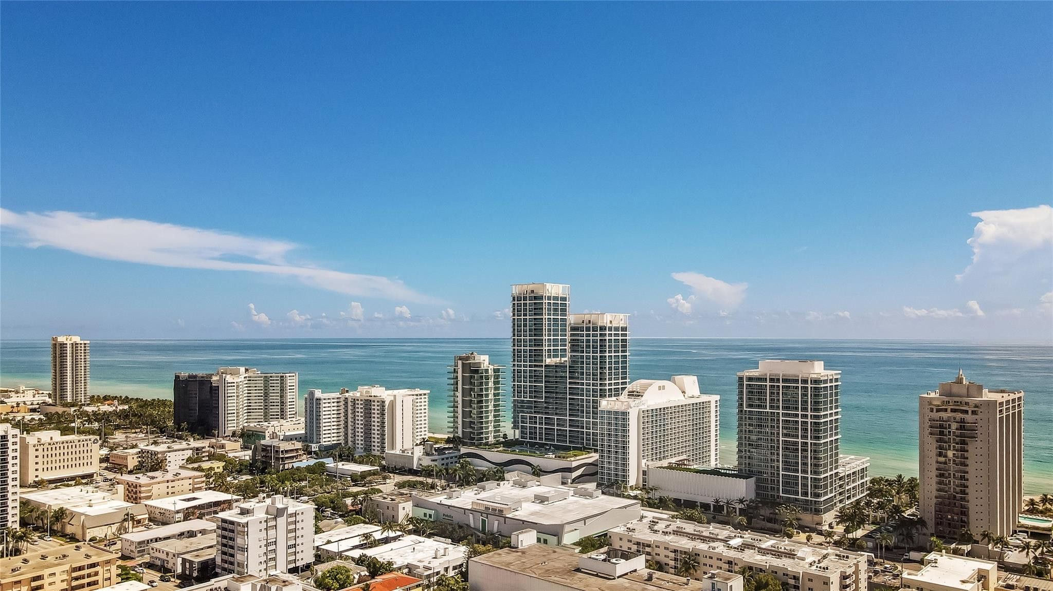 6899 Collins #1203, Miami Beach FL 33141