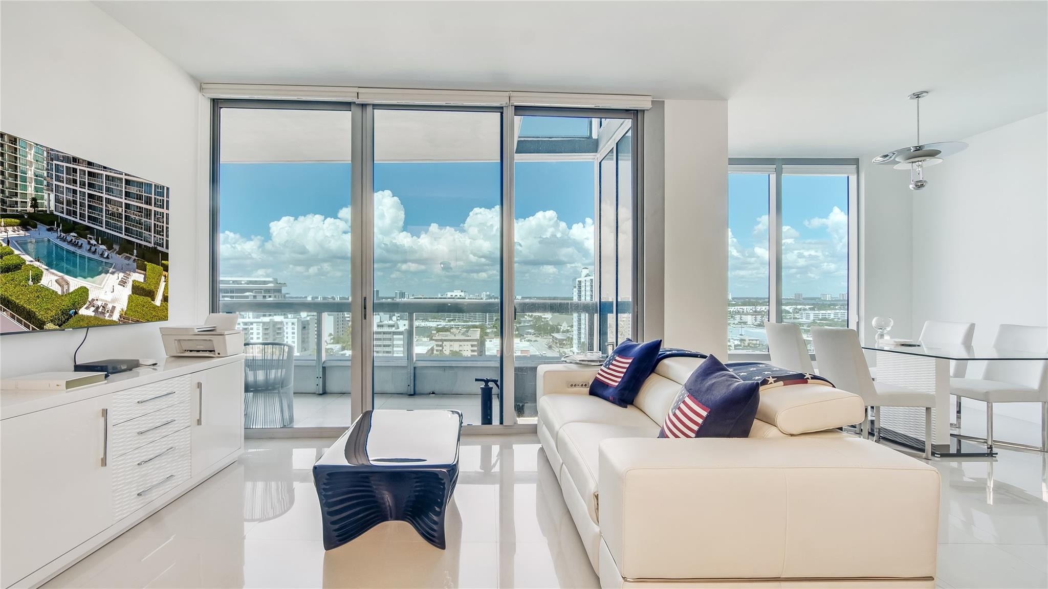 6899 Collins #1203, Miami Beach FL 33141