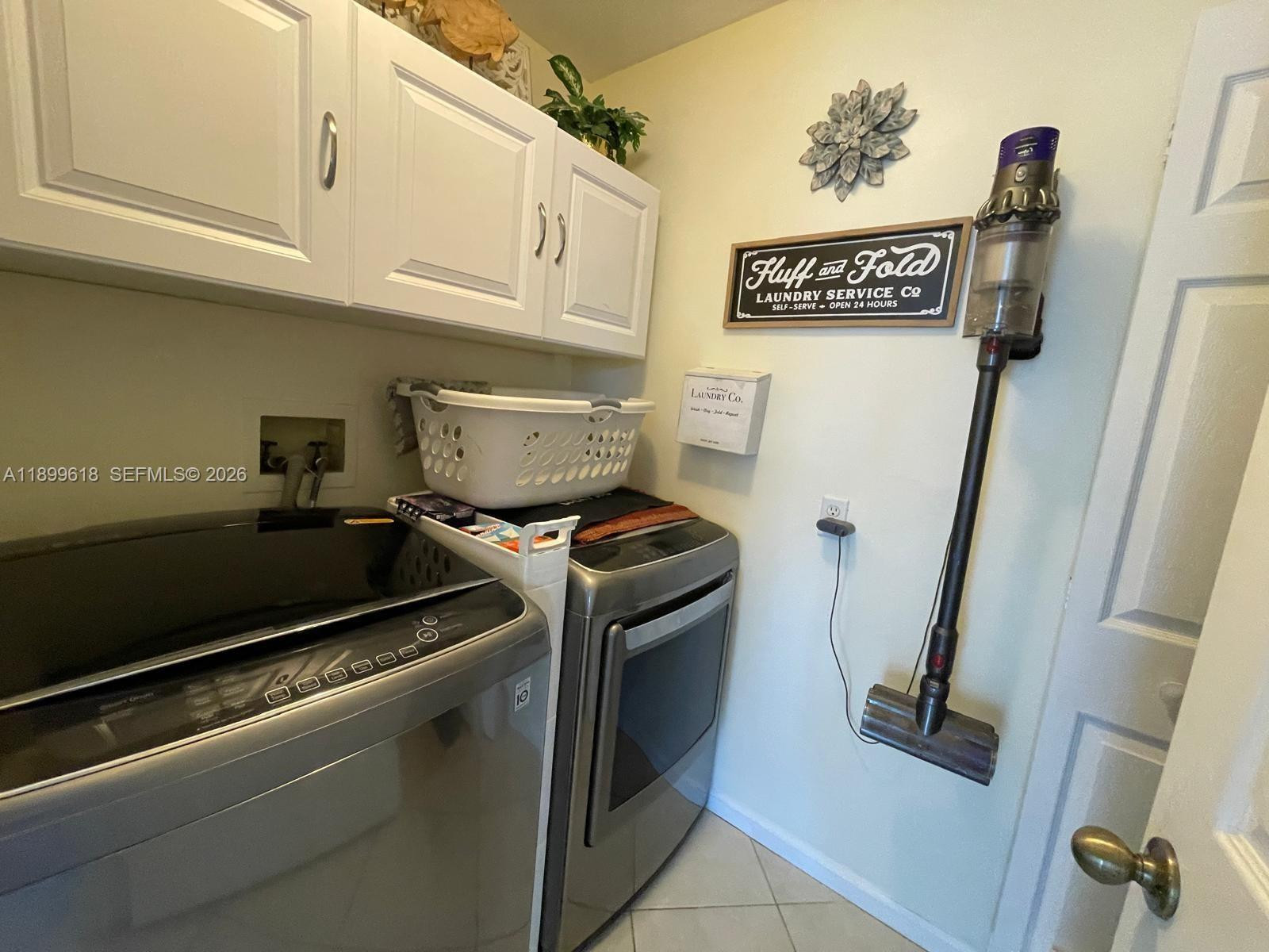 6953 Columbia, Margate FL 33063