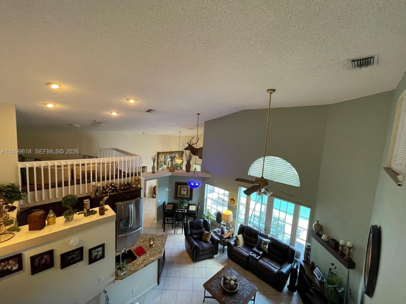 6953 Columbia, Margate FL 33063