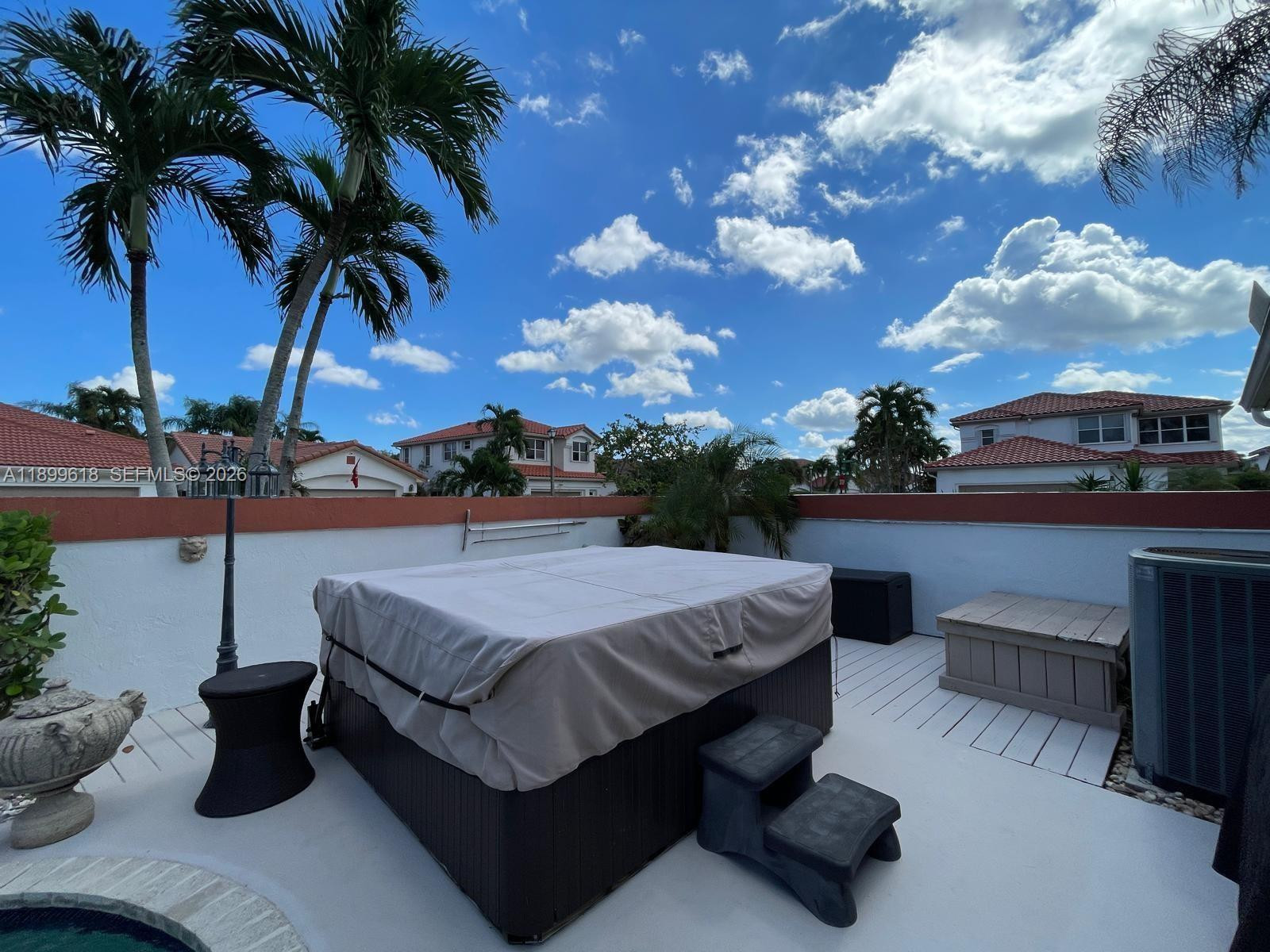 6953 Columbia, Margate FL 33063