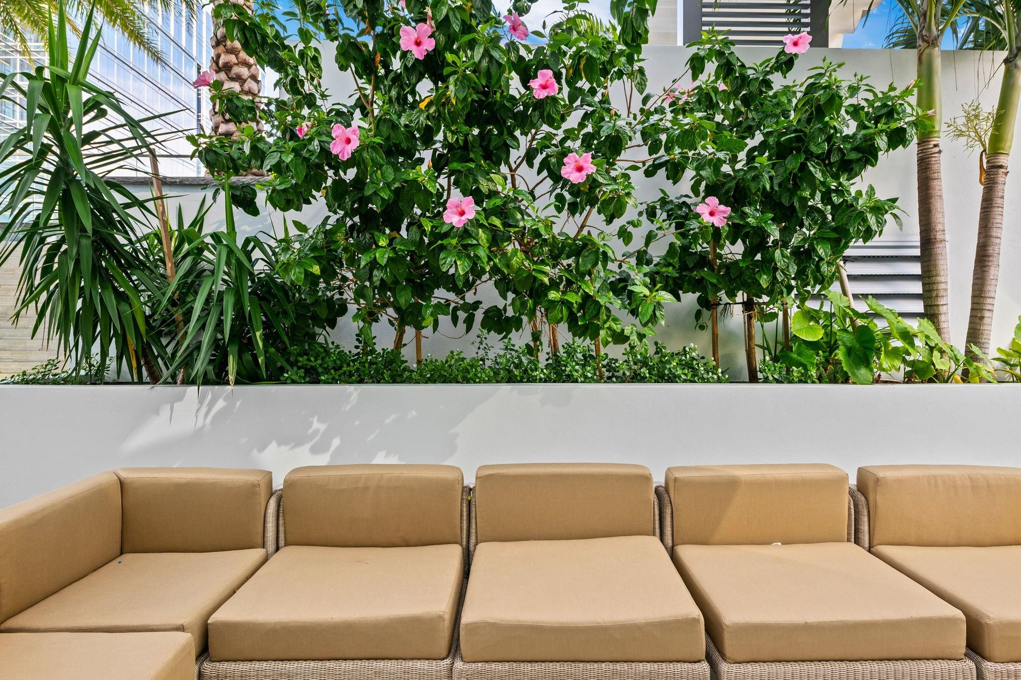 100 E Las Olas #2404, Fort Lauderdale FL 33301