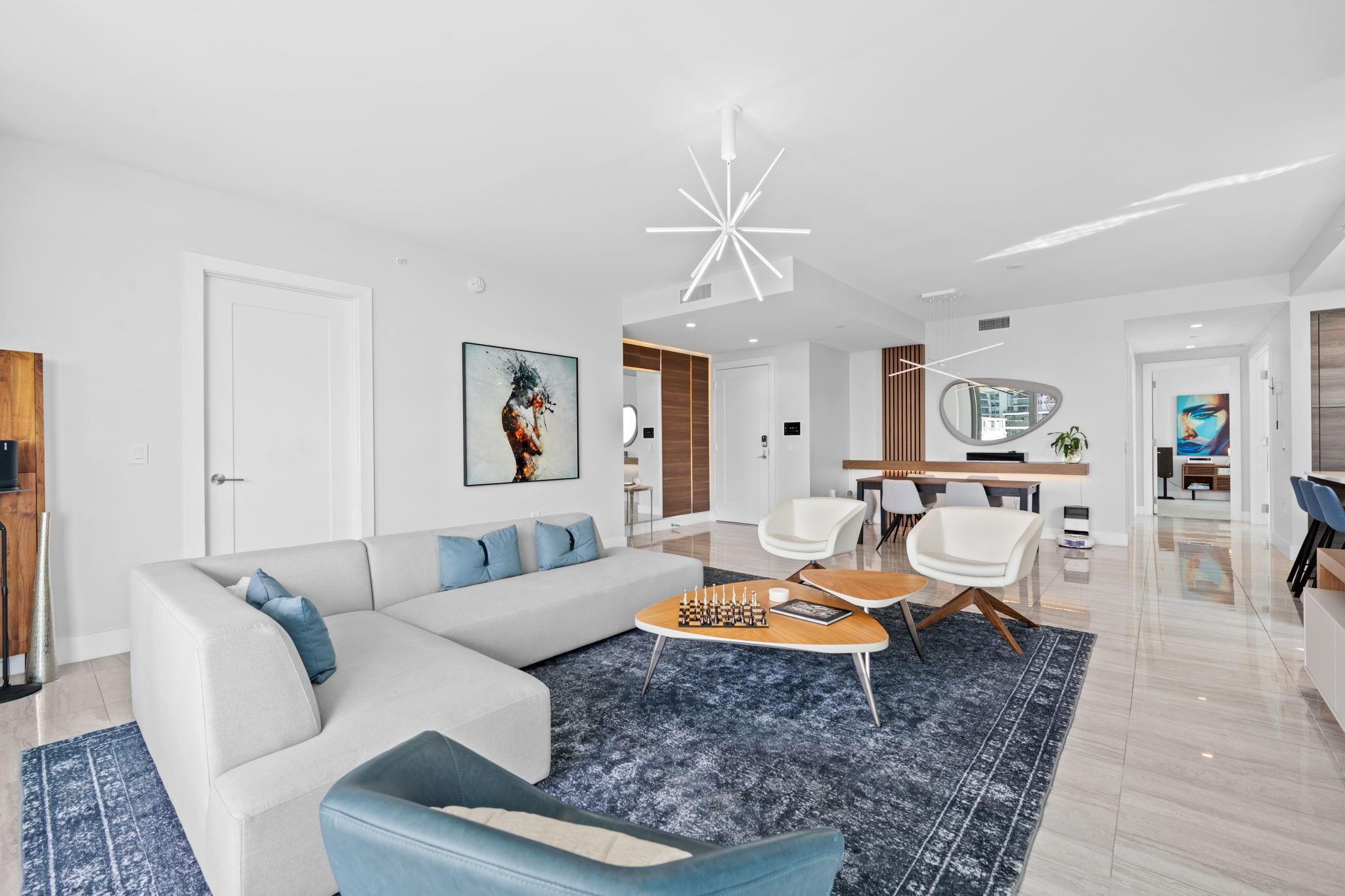 100 E Las Olas #2404, Fort Lauderdale FL 33301