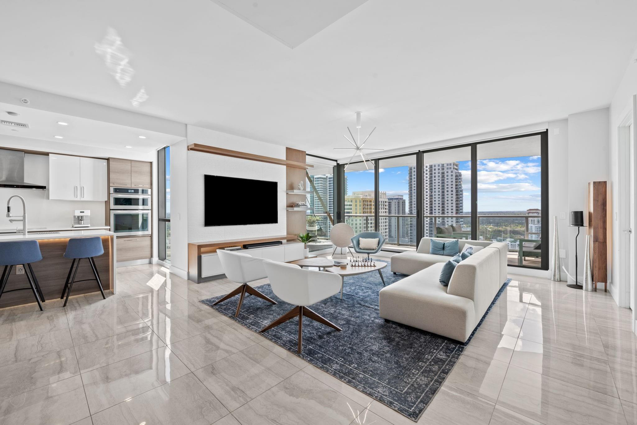 100 E Las Olas #2404, Fort Lauderdale FL 33301
