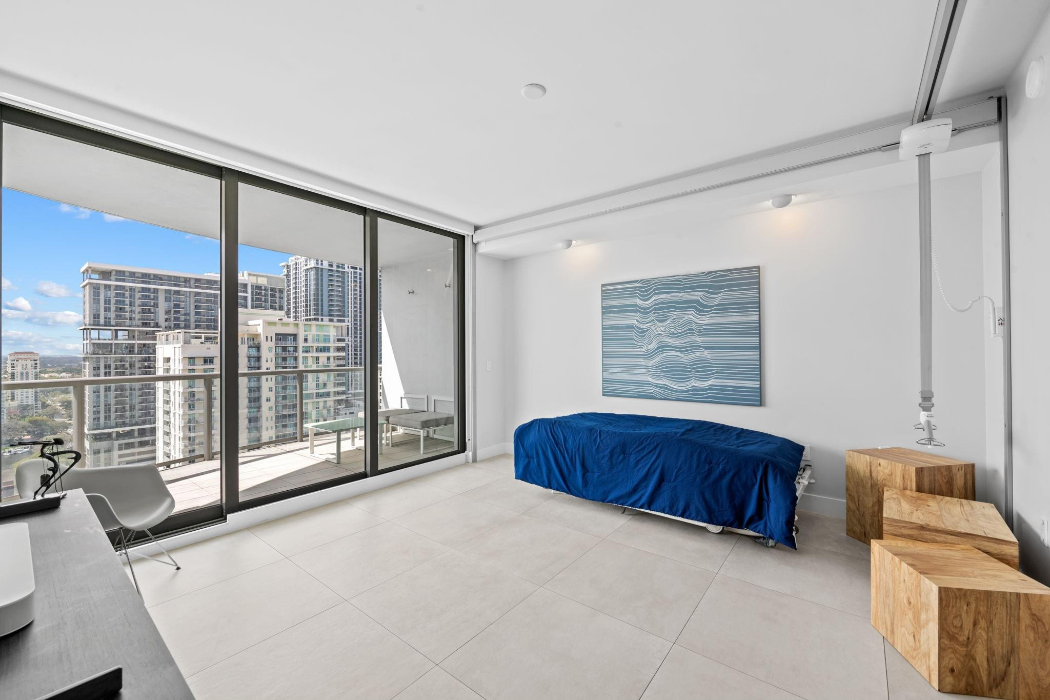 100 E Las Olas #2404, Fort Lauderdale FL 33301