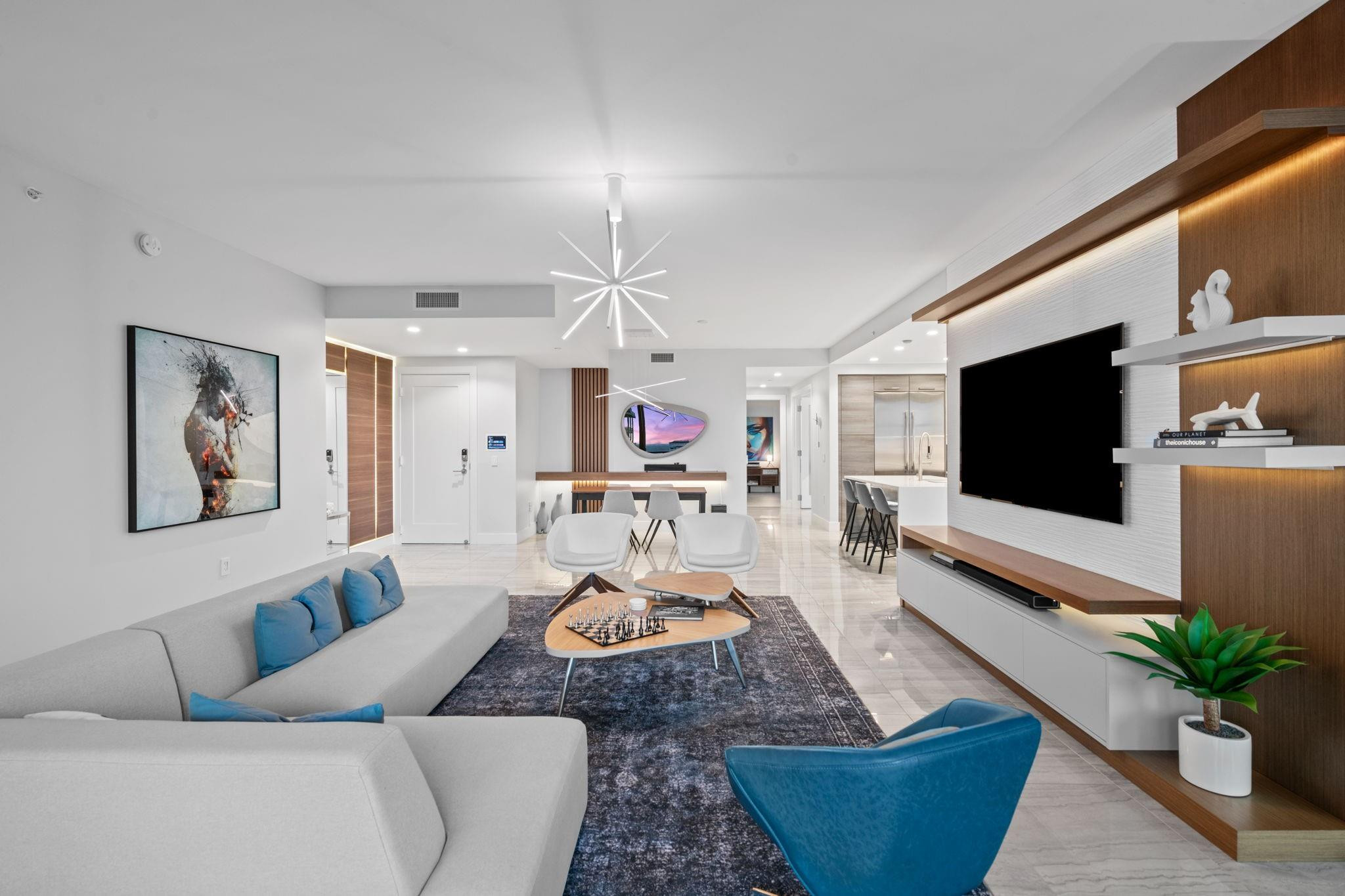 100 E Las Olas #2404, Fort Lauderdale FL 33301