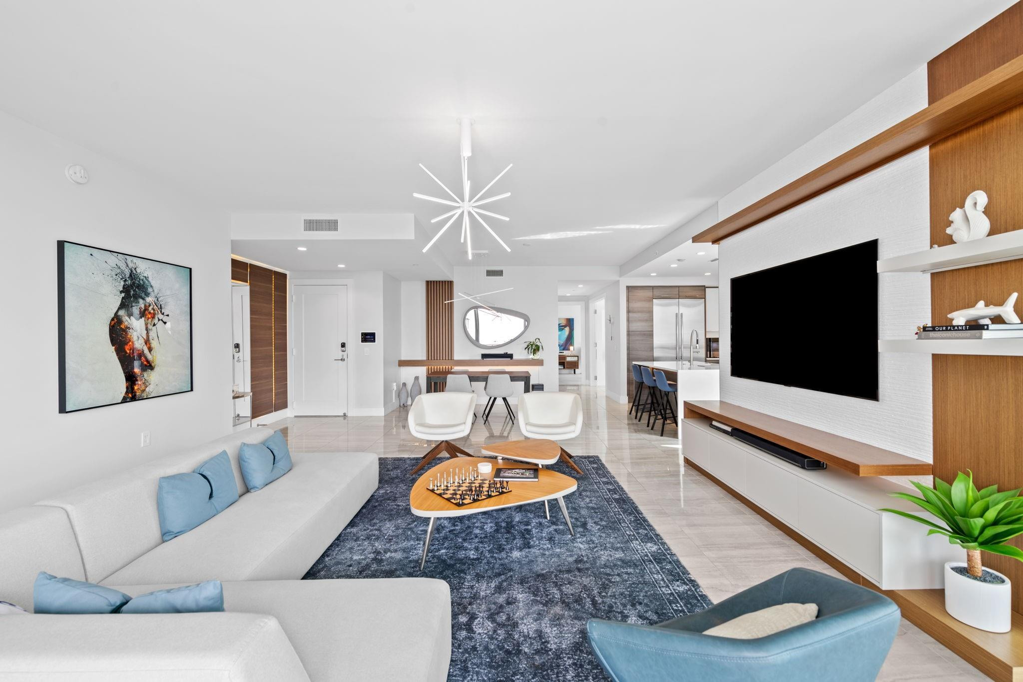 100 E Las Olas #2404, Fort Lauderdale FL 33301