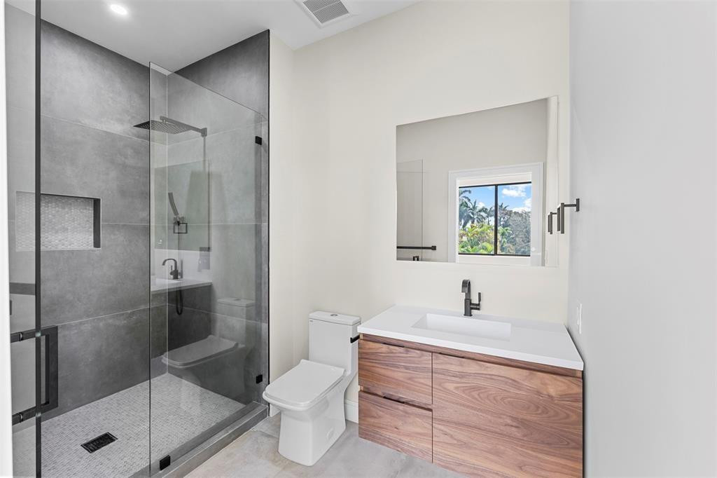 1212 Avocado, Fort Lauderdale FL 33315