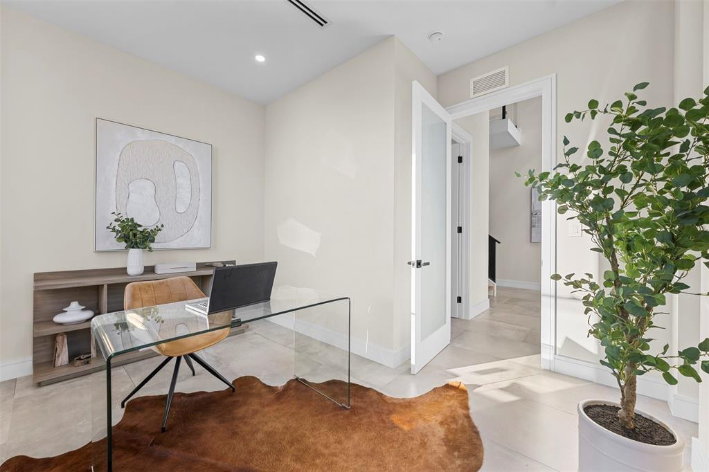 1212 Avocado, Fort Lauderdale FL 33315