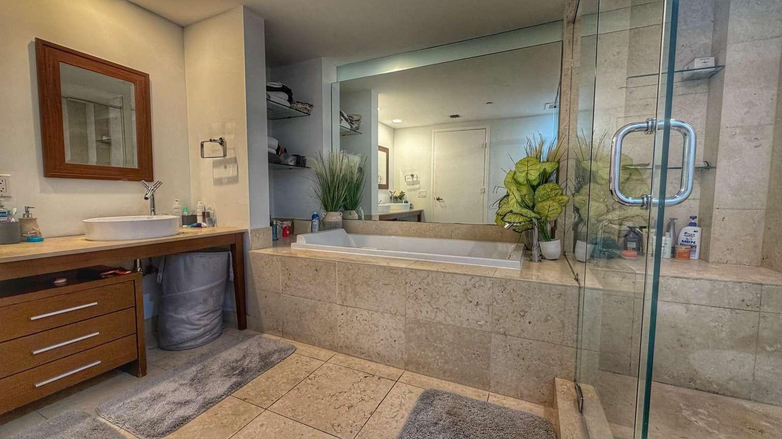 485 Brickell #3608, Miami FL 33131