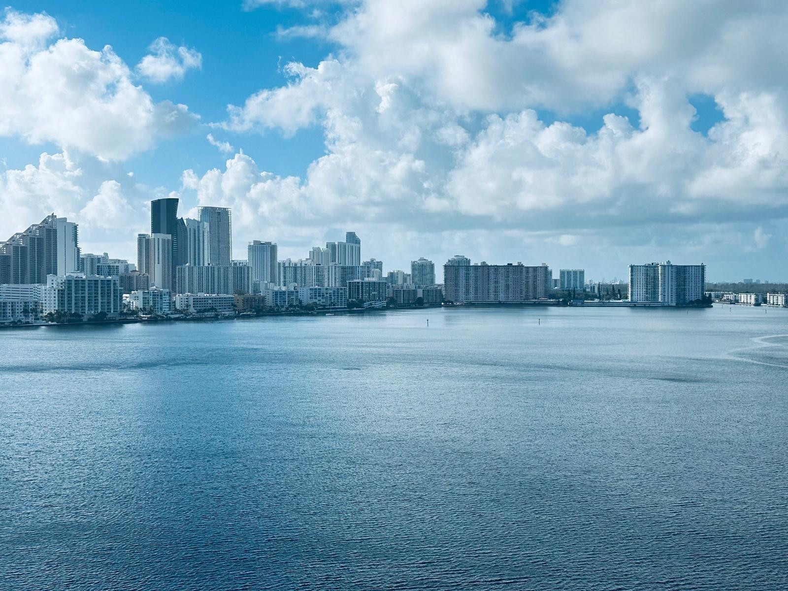 19195 NE 36th #2703, Aventura FL 33180