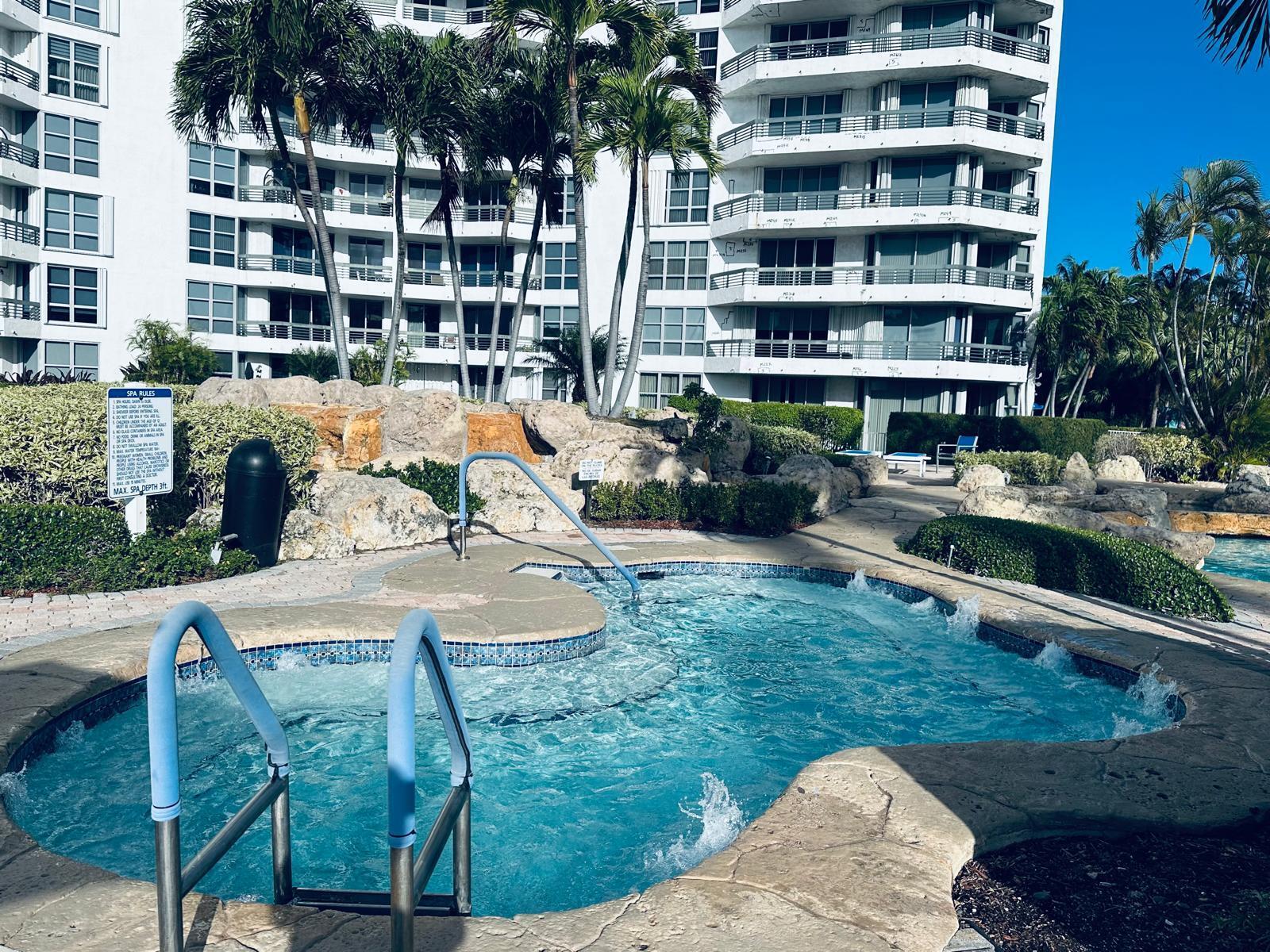 19195 NE 36th #2703, Aventura FL 33180