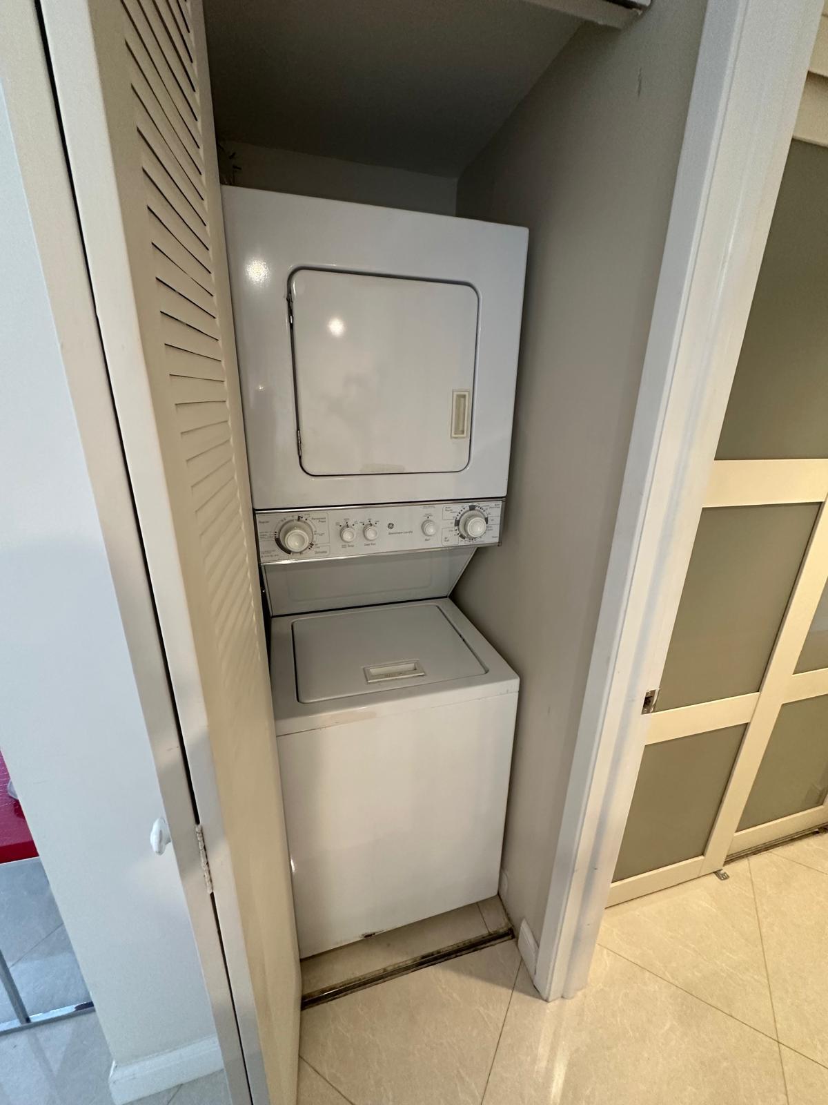 19195 NE 36th #2703, Aventura FL 33180