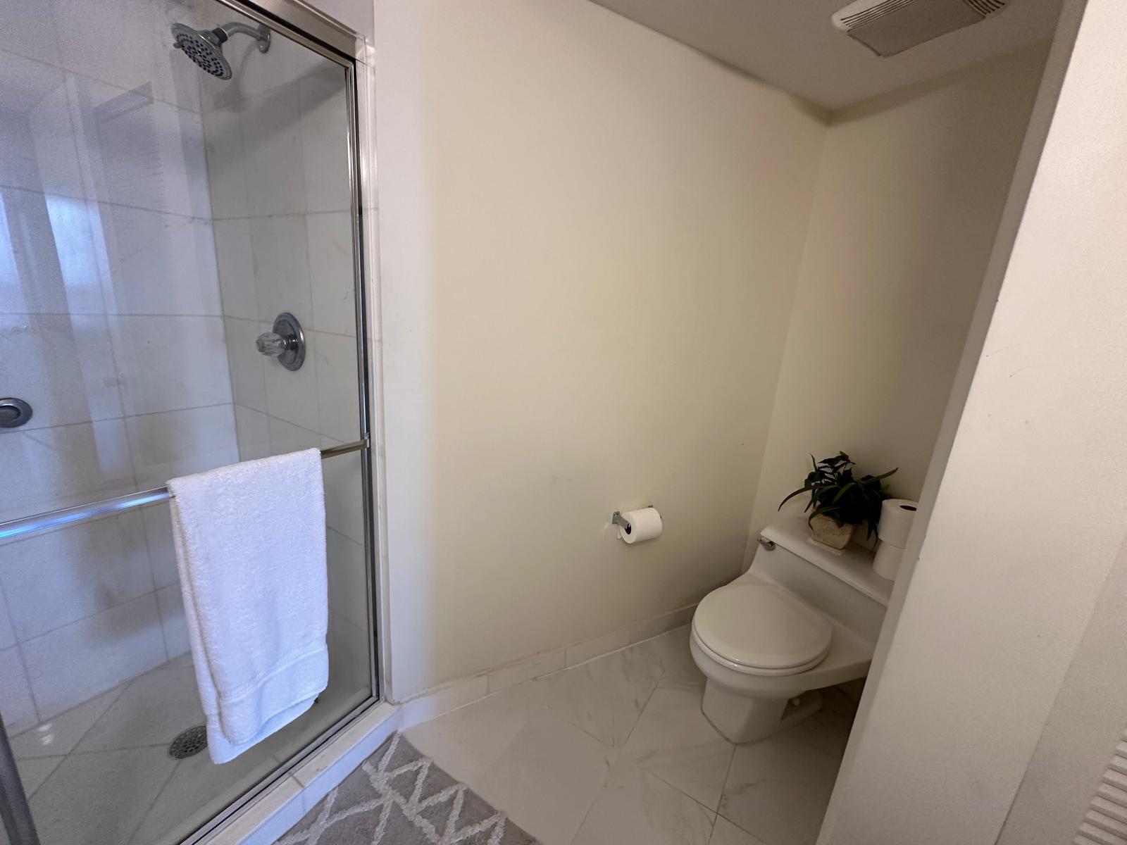 19195 NE 36th #2703, Aventura FL 33180