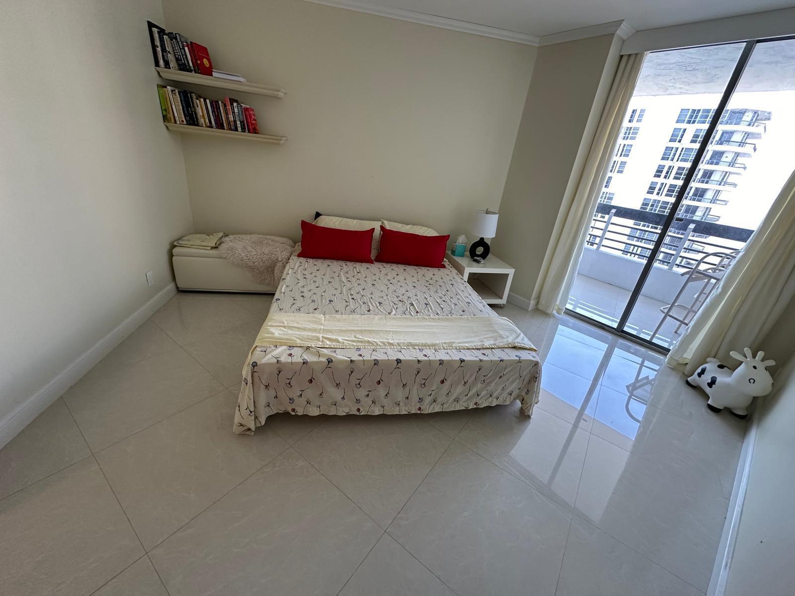 19195 NE 36th #2703, Aventura FL 33180