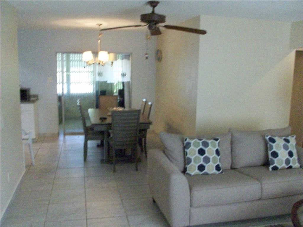 5039 NW 42, Lauderdale Lakes FL 33319