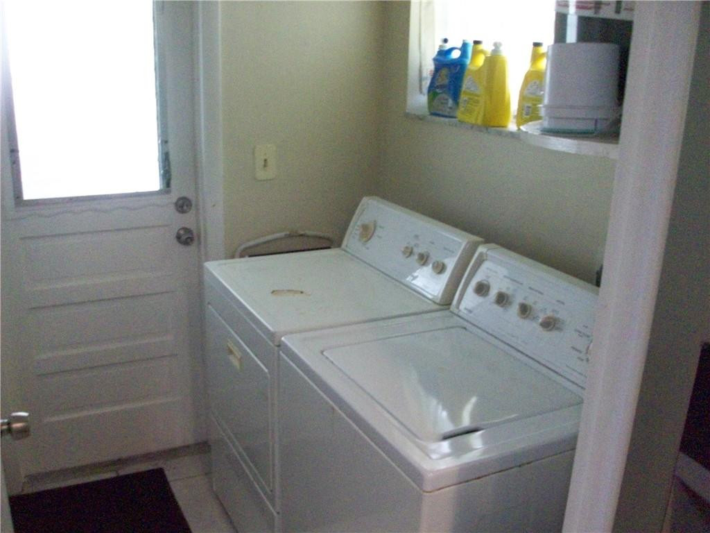 5039 NW 42, Lauderdale Lakes FL 33319