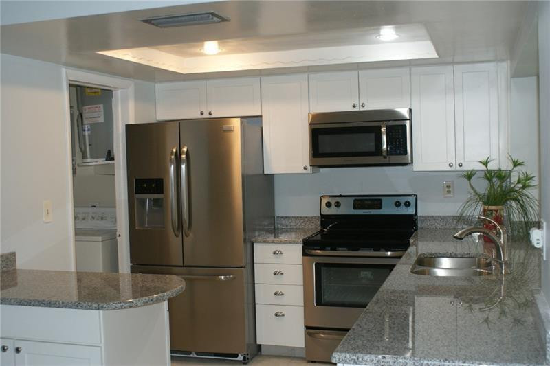 5039 NW 42, Lauderdale Lakes FL 33319