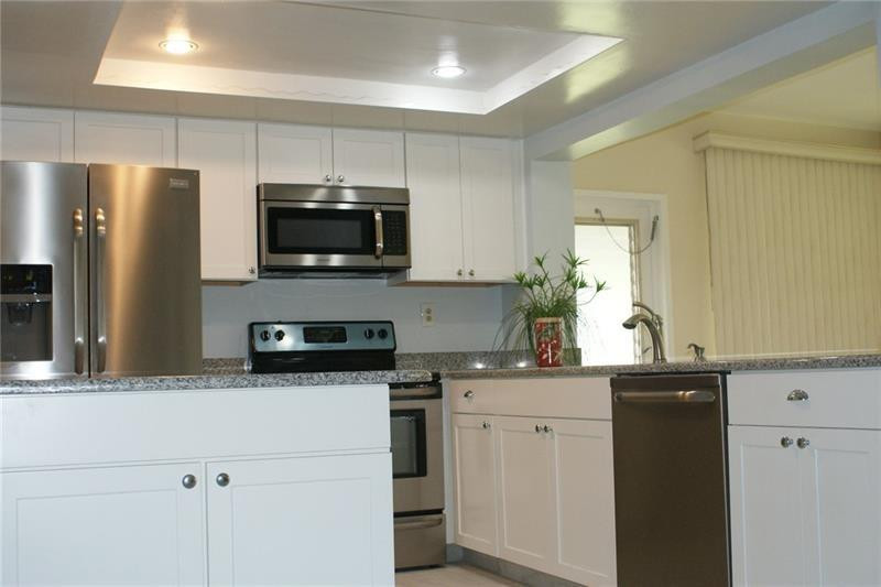 5039 NW 42, Lauderdale Lakes FL 33319