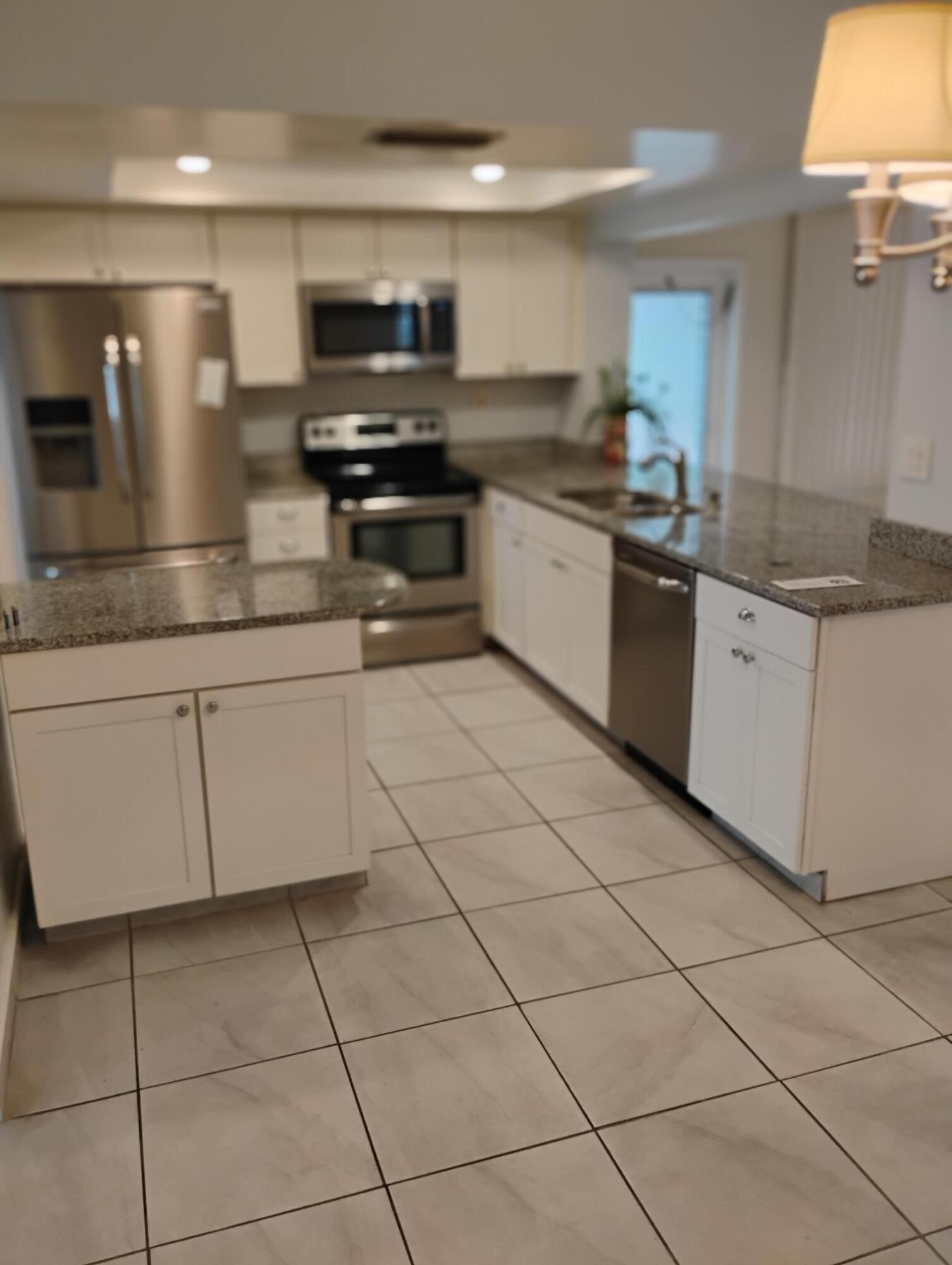 5039 NW 42, Lauderdale Lakes FL 33319