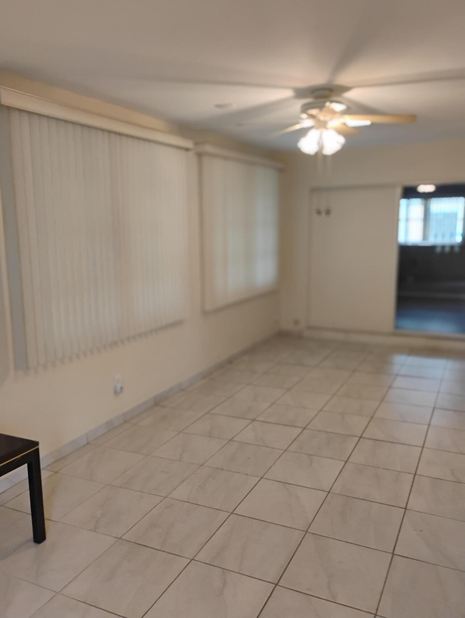 5039 NW 42, Lauderdale Lakes FL 33319