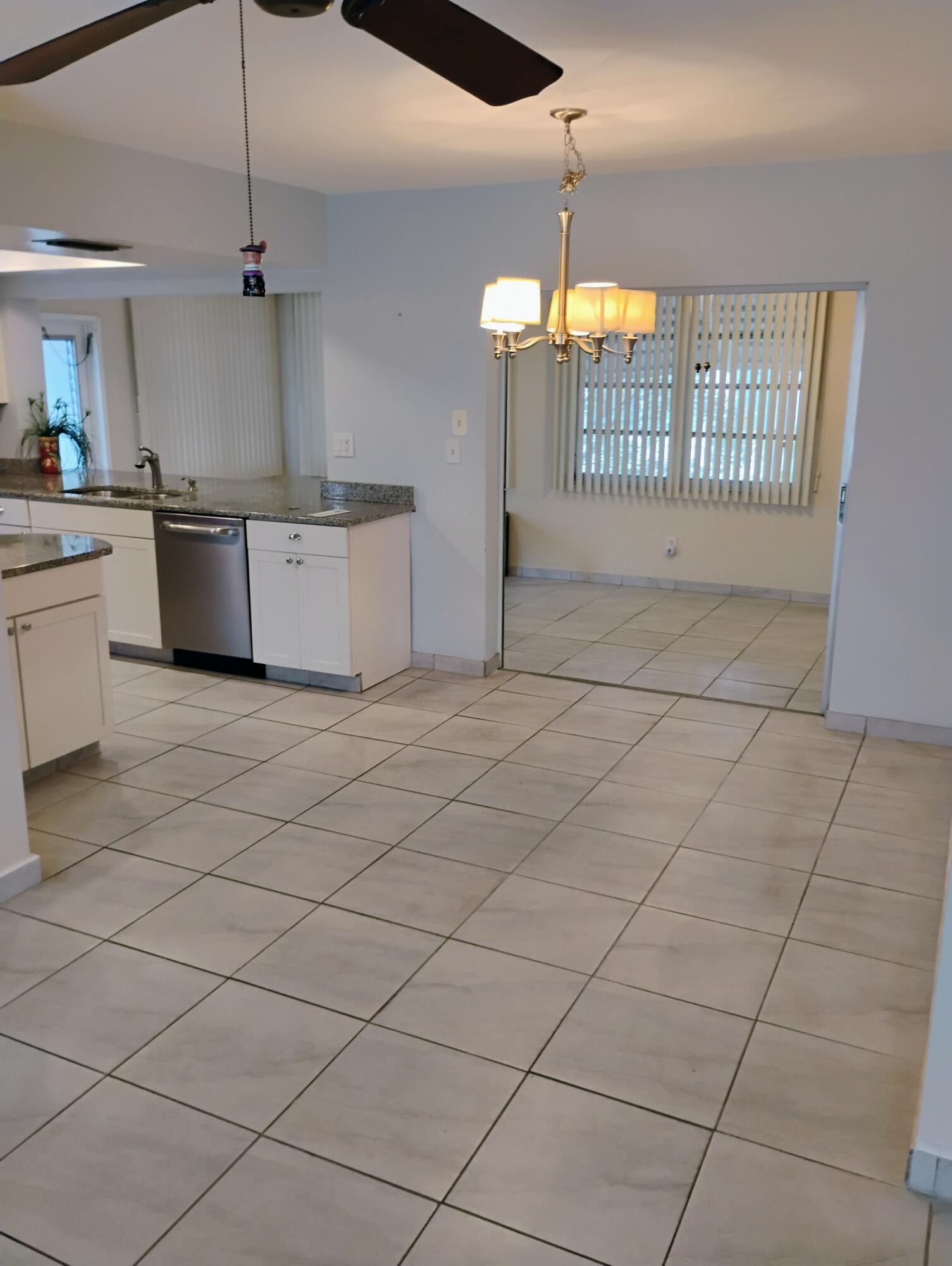 5039 NW 42, Lauderdale Lakes FL 33319