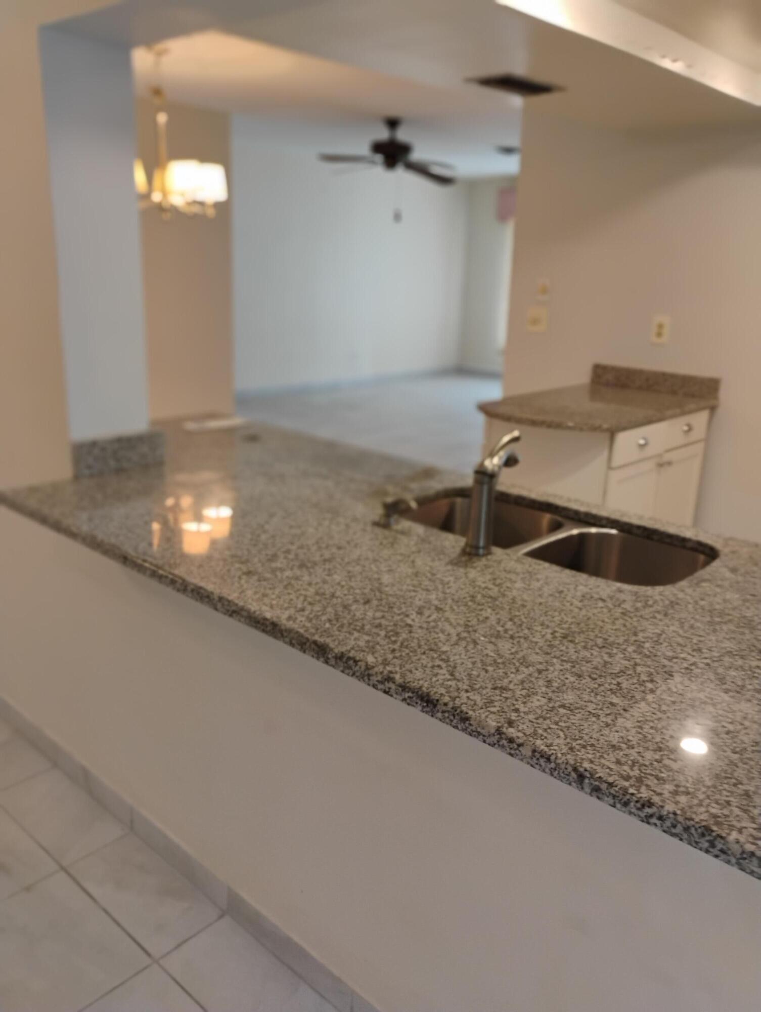 5039 NW 42, Lauderdale Lakes FL 33319