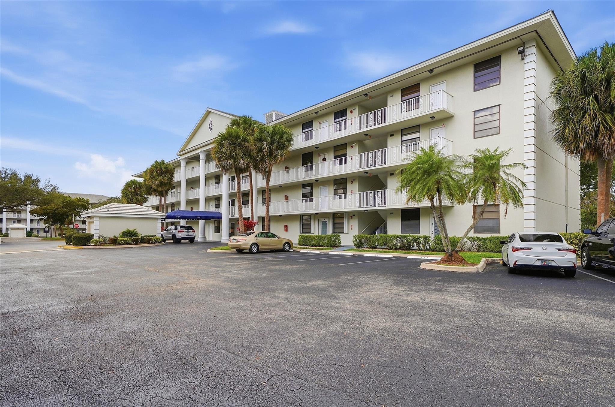1717 Whitehall #205, Davie FL 33324