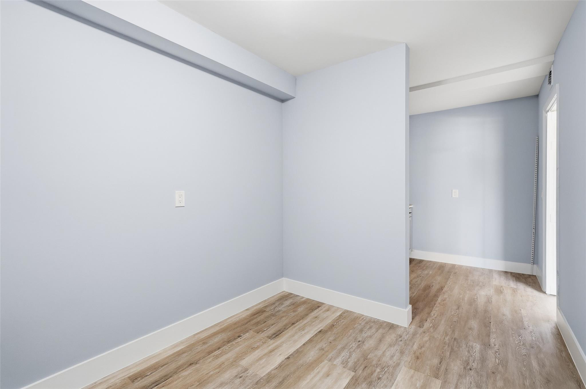 1717 Whitehall #205, Davie FL 33324