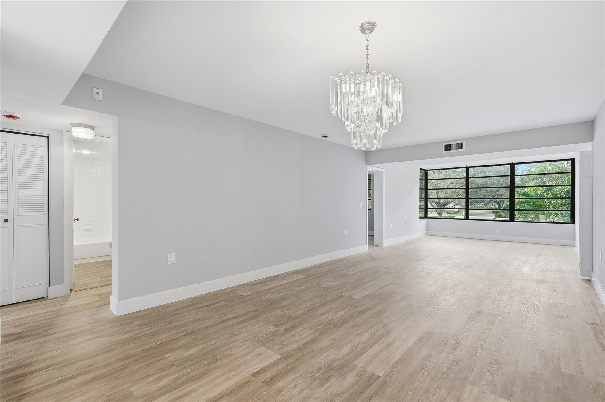 1717 Whitehall #205, Davie FL 33324