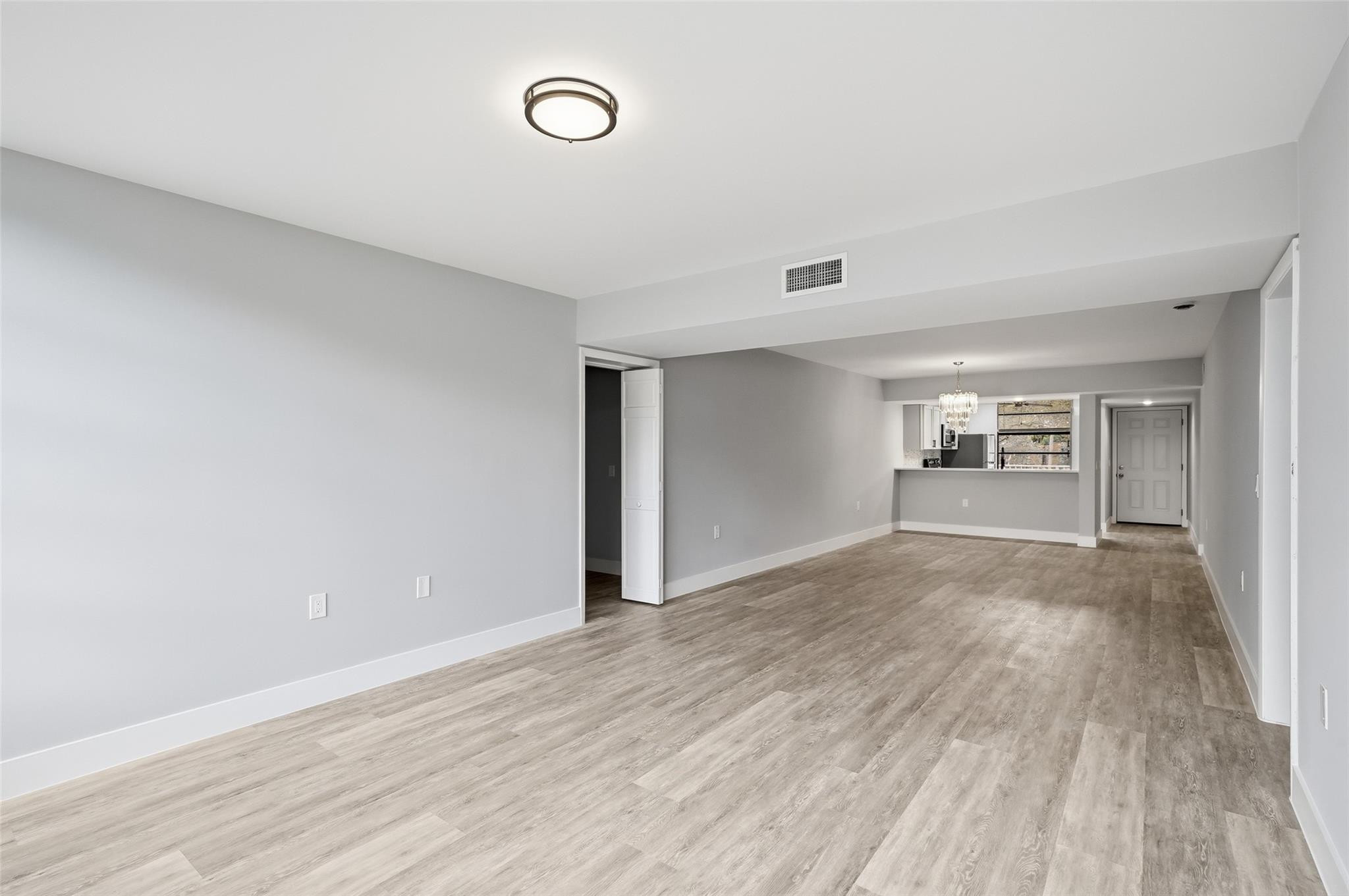 1717 Whitehall #205, Davie FL 33324