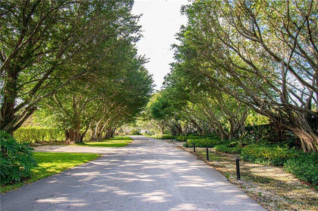 8208 Twin Lake, Boca Raton FL 33496