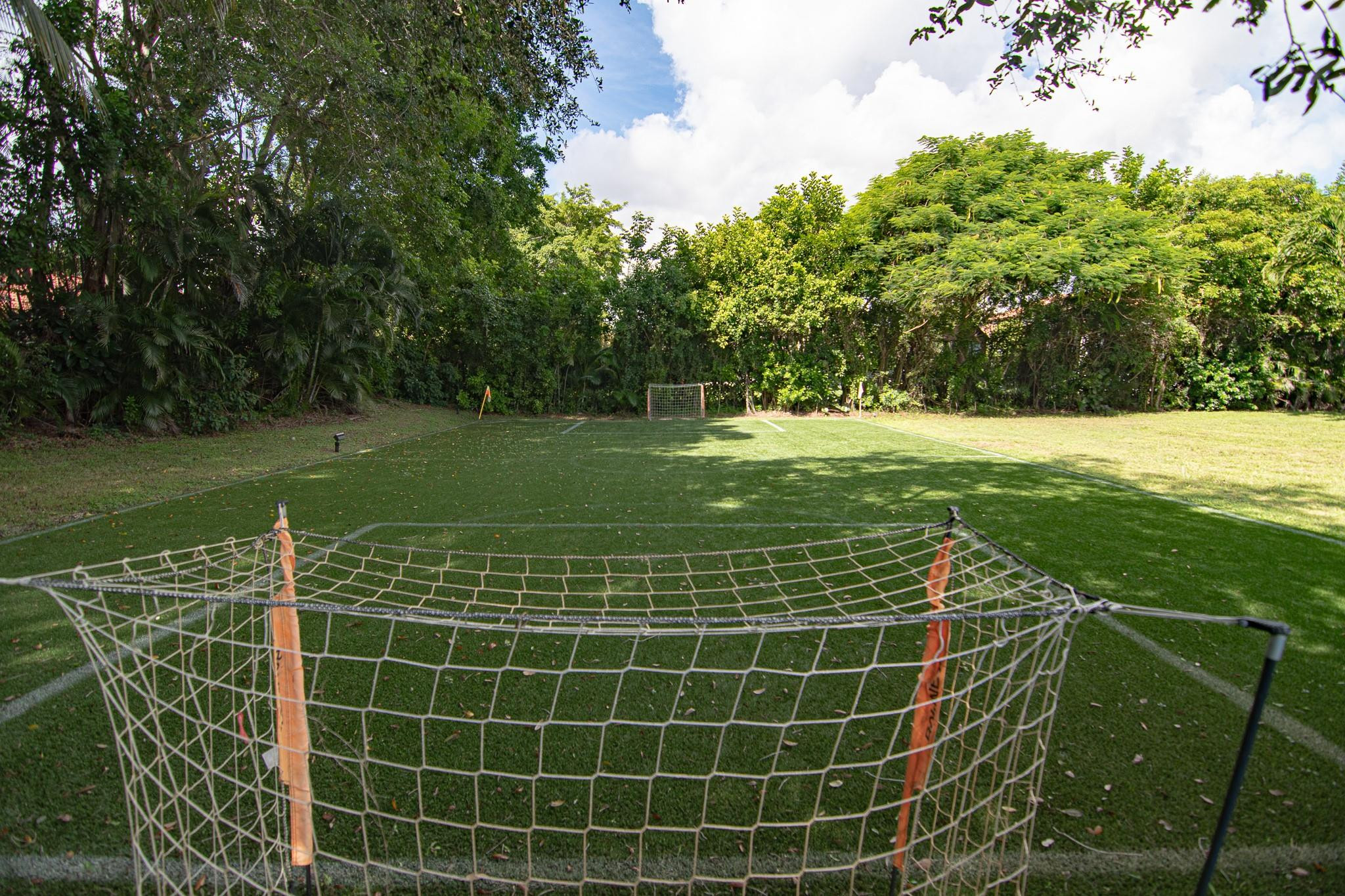 8208 Twin Lake, Boca Raton FL 33496