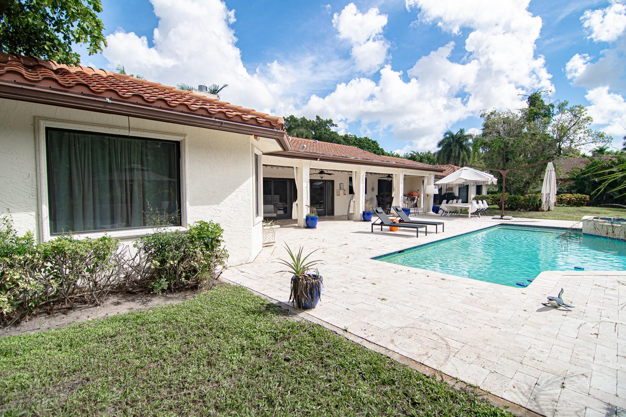 8208 Twin Lake, Boca Raton FL 33496