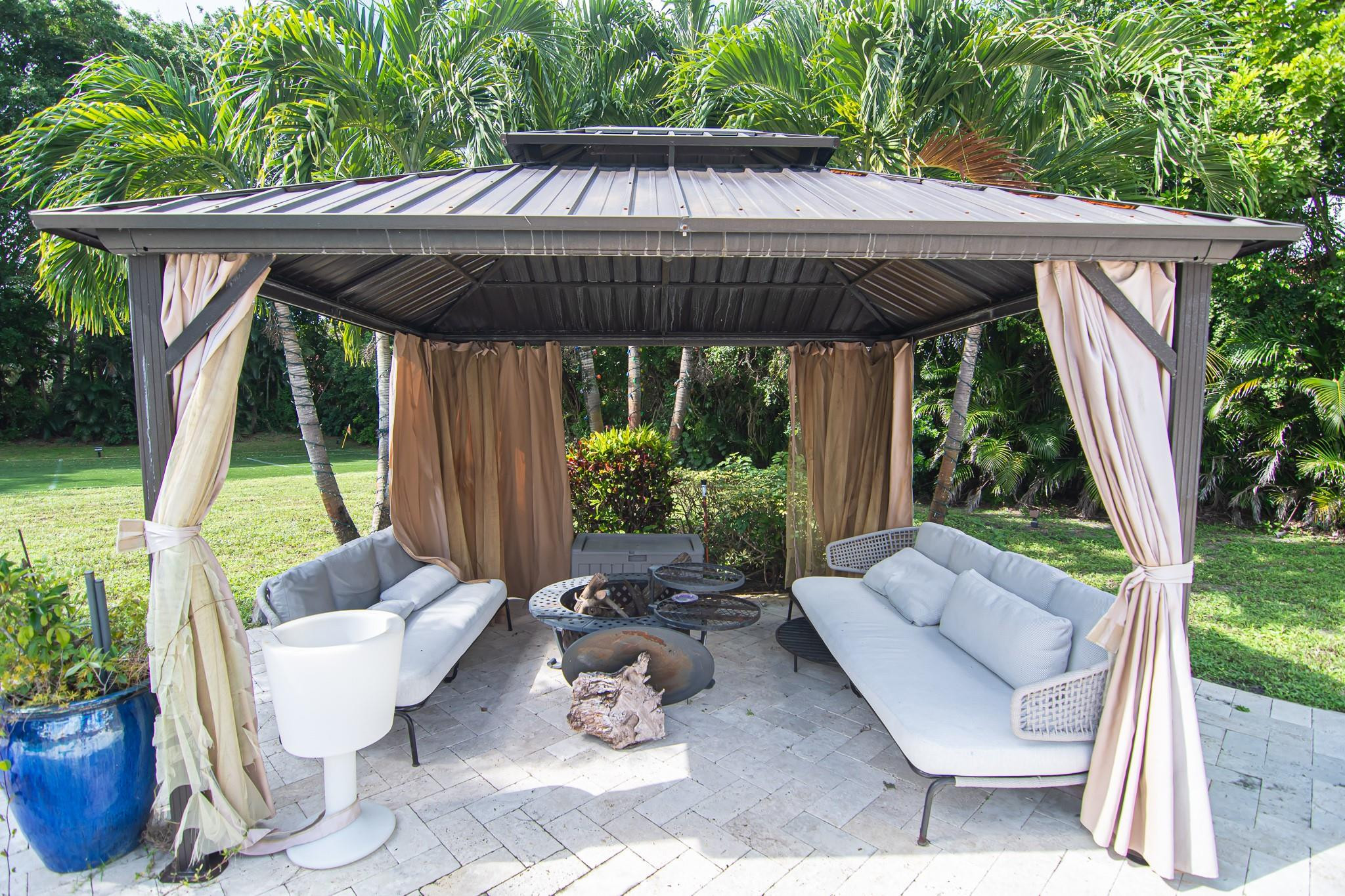 8208 Twin Lake, Boca Raton FL 33496