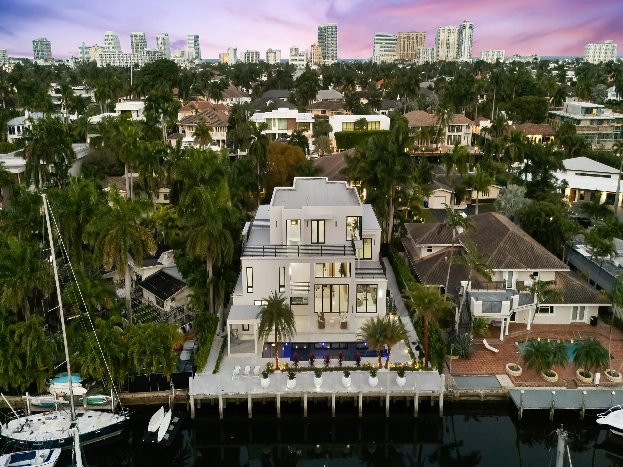 111 Fiesta, Fort Lauderdale FL 33301