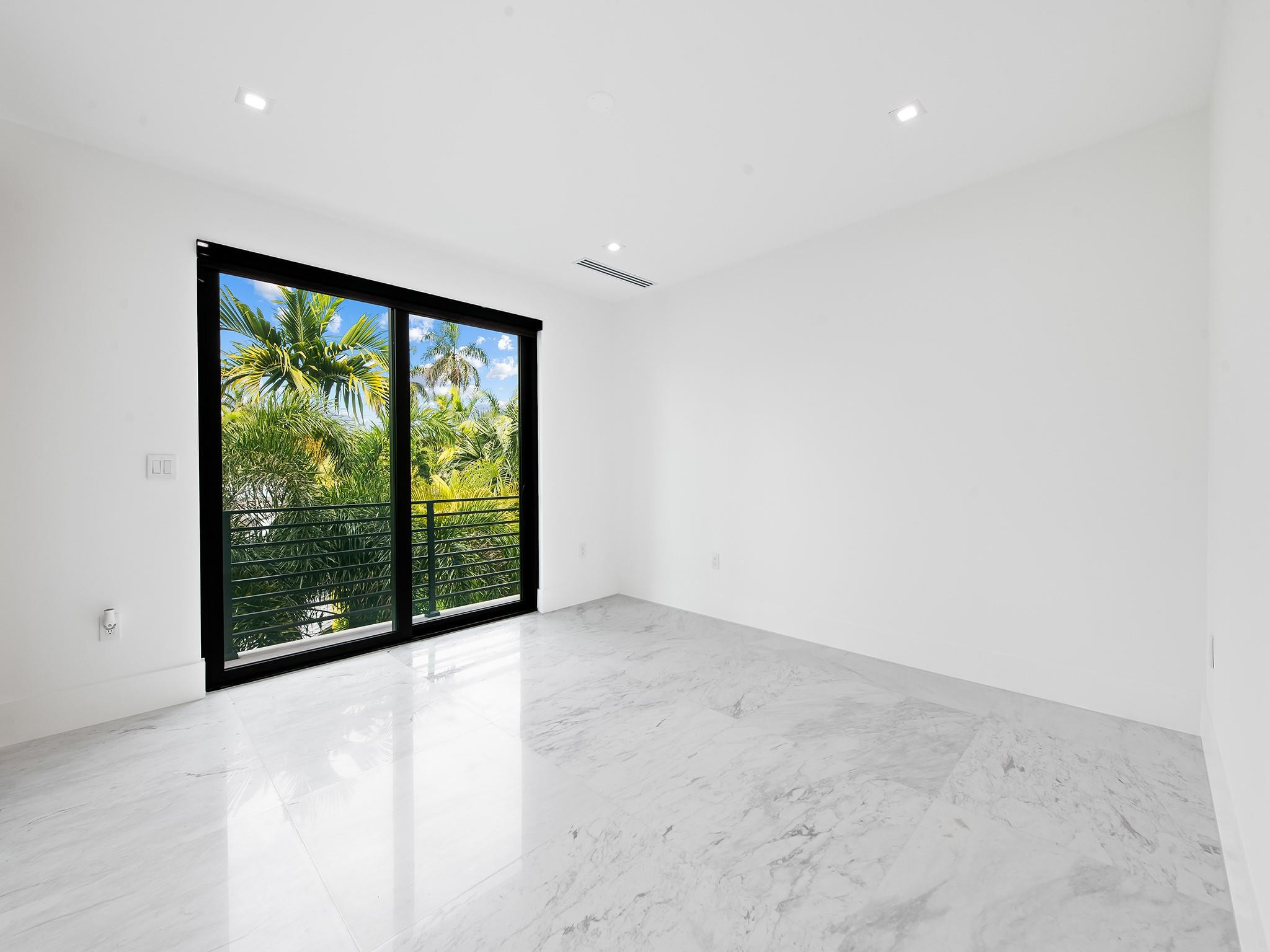 111 Fiesta, Fort Lauderdale FL 33301