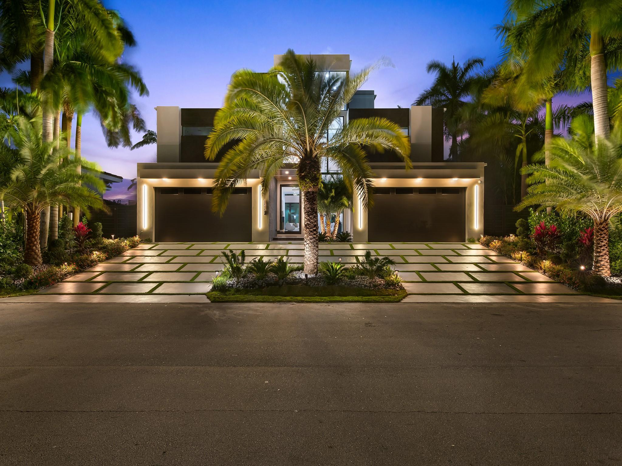 111 Fiesta, Fort Lauderdale FL 33301
