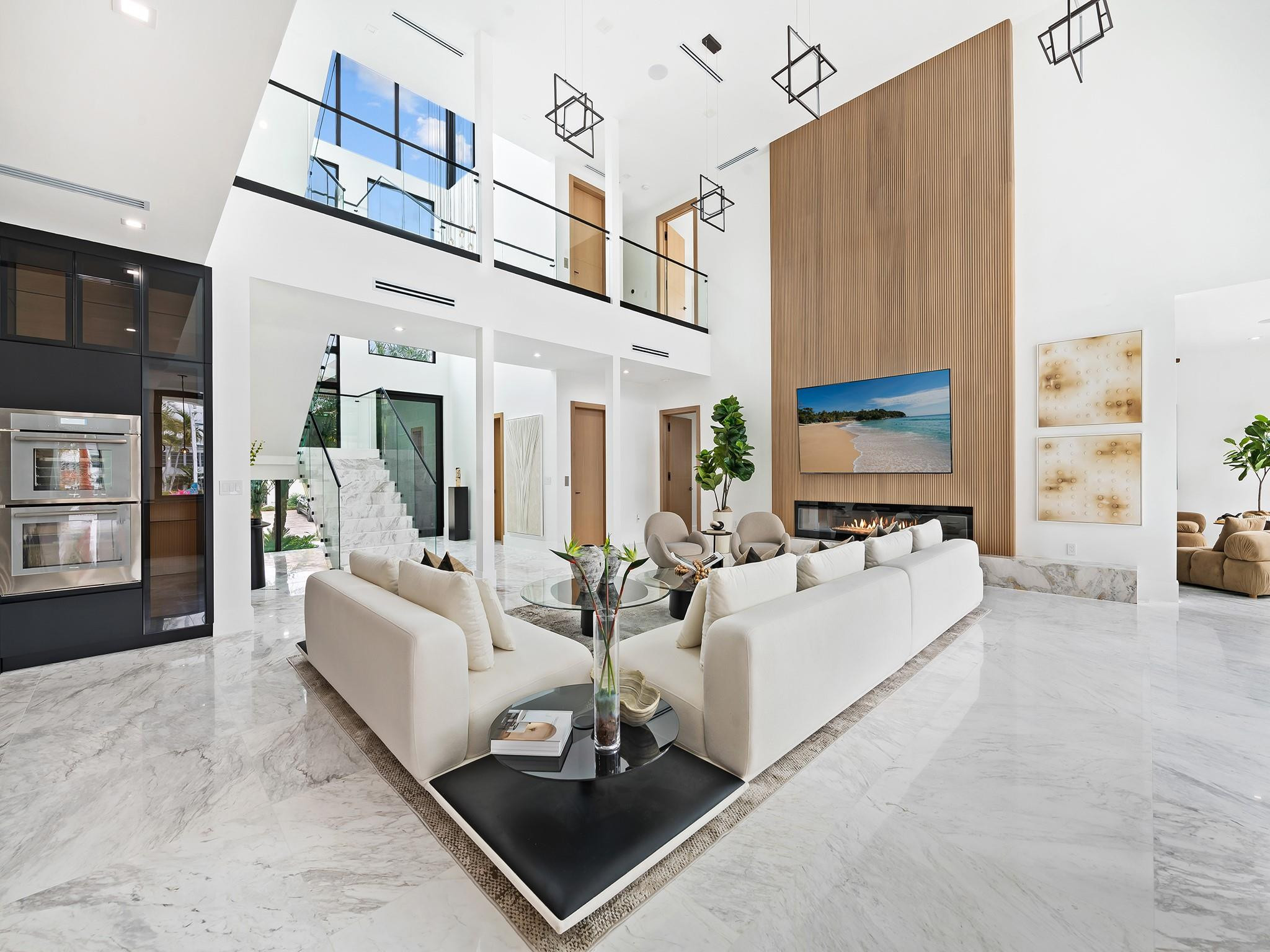 111 Fiesta, Fort Lauderdale FL 33301